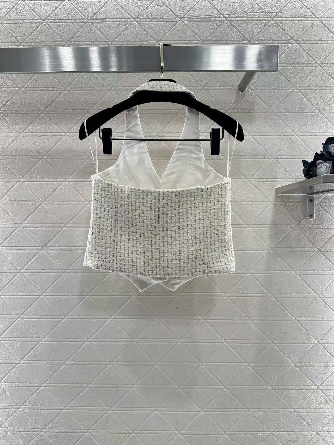 woven halter neck vest