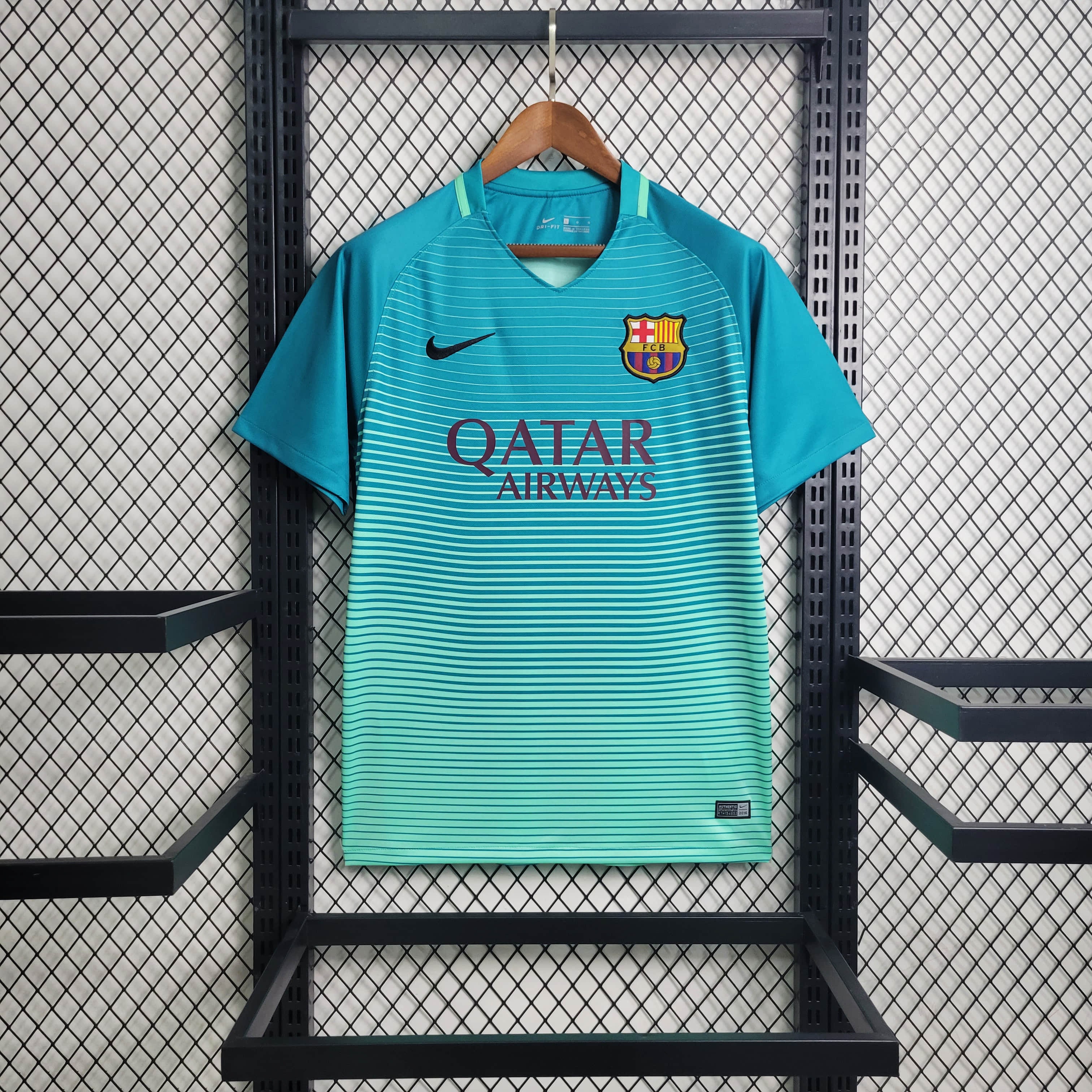Retro Barcelona 16-17 Third Jersey
