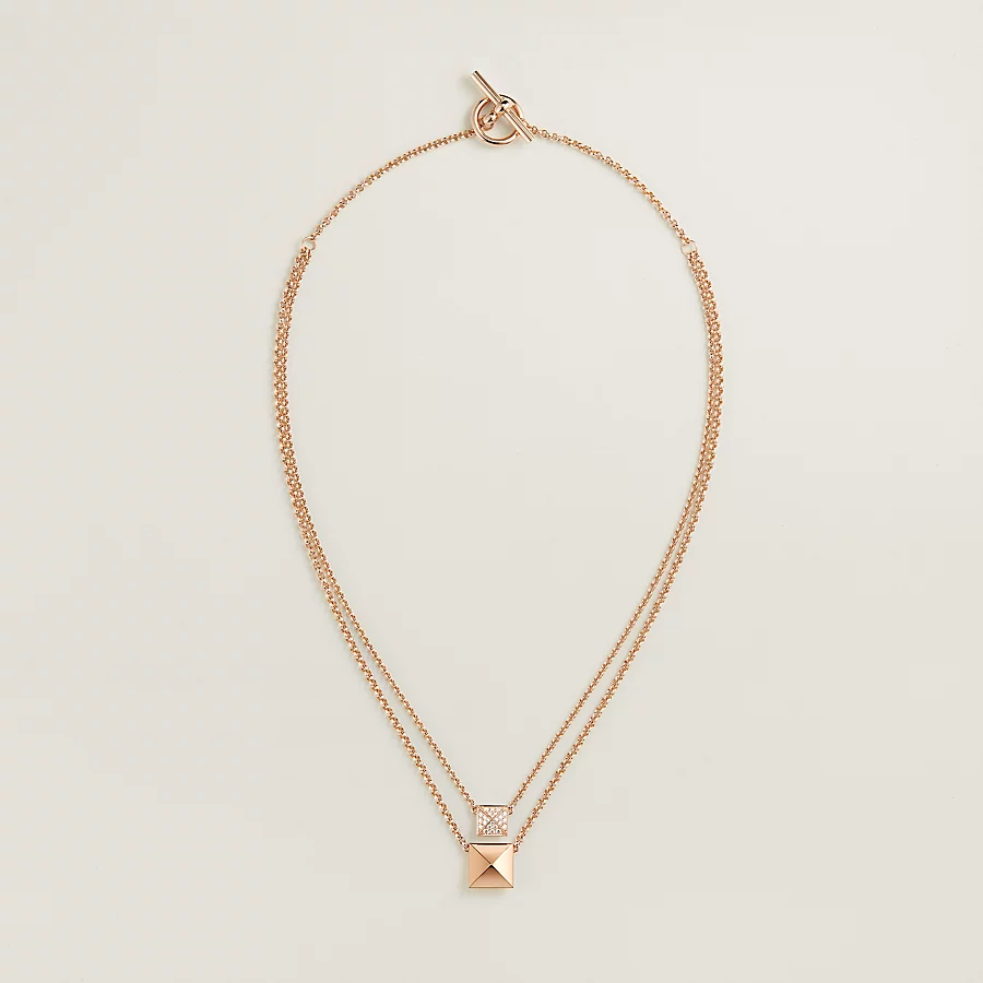 Clou d’H pendant