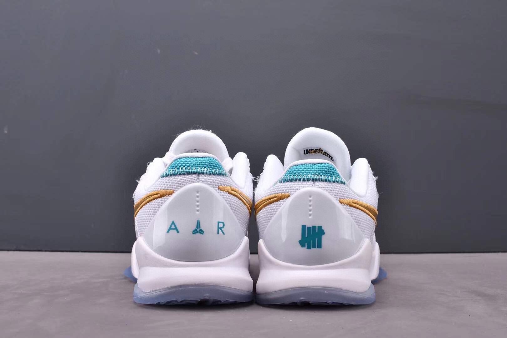 Kobe 5 Undefeated What If WHITE