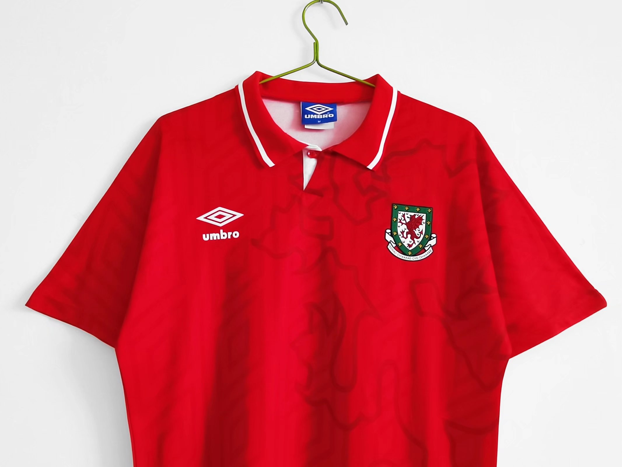 1992/94 Wales home retro jersey 1:1 Thai quality - Fans Edition