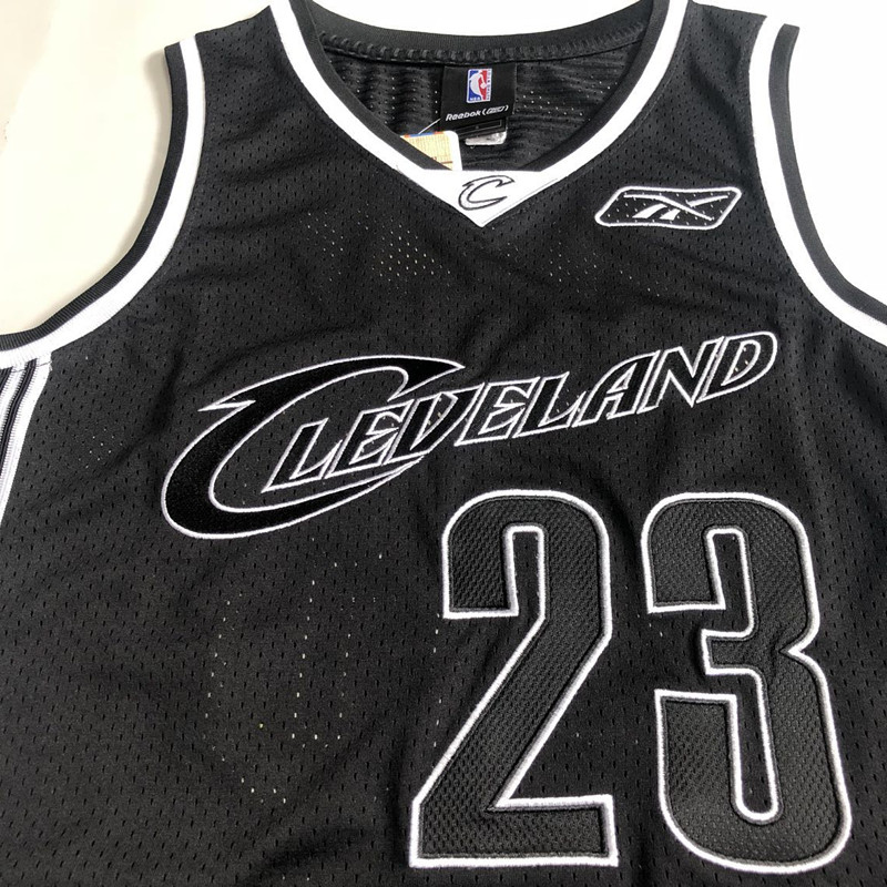 Cleveland Cavaliers LeBron James 23 Black MN