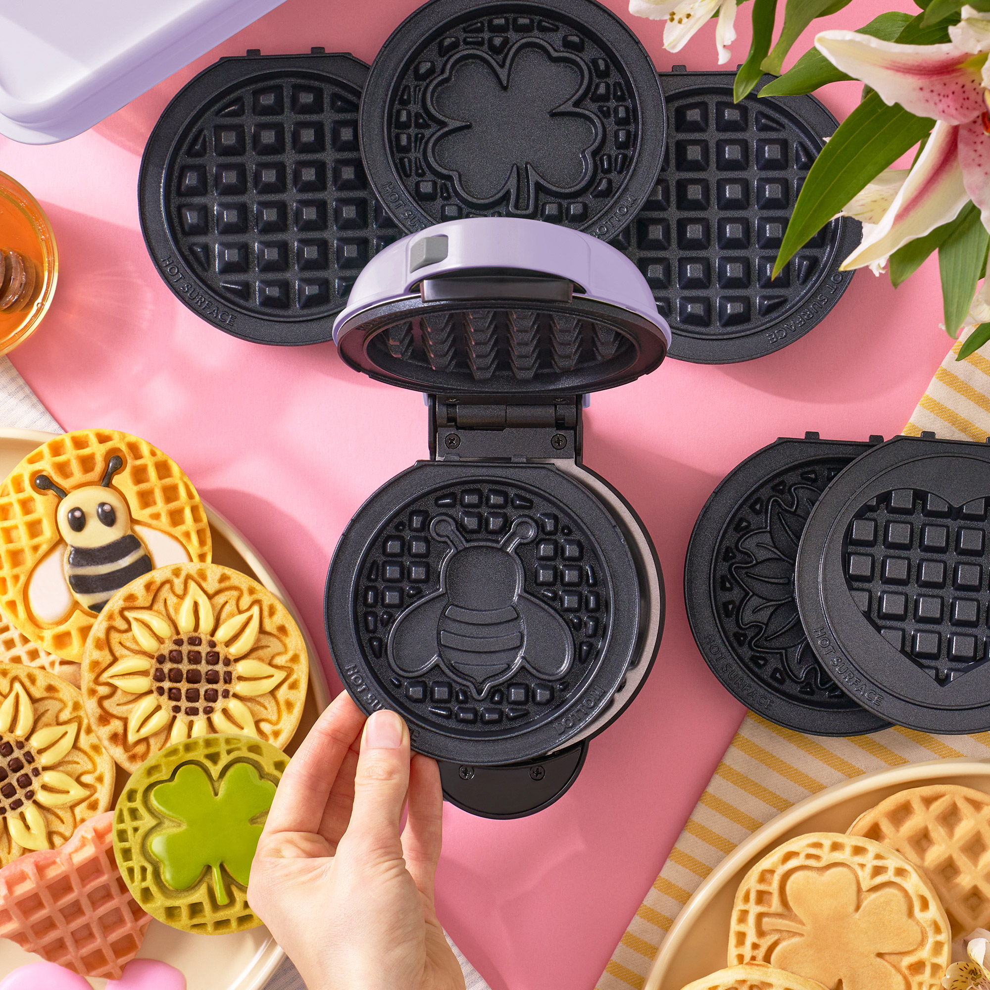 Dash Multi-Plate Mini Waffle Maker with Removable Plates