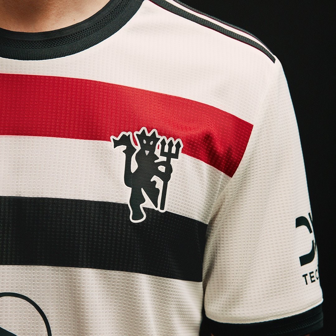 Manchester United 2024-25 Third Kit