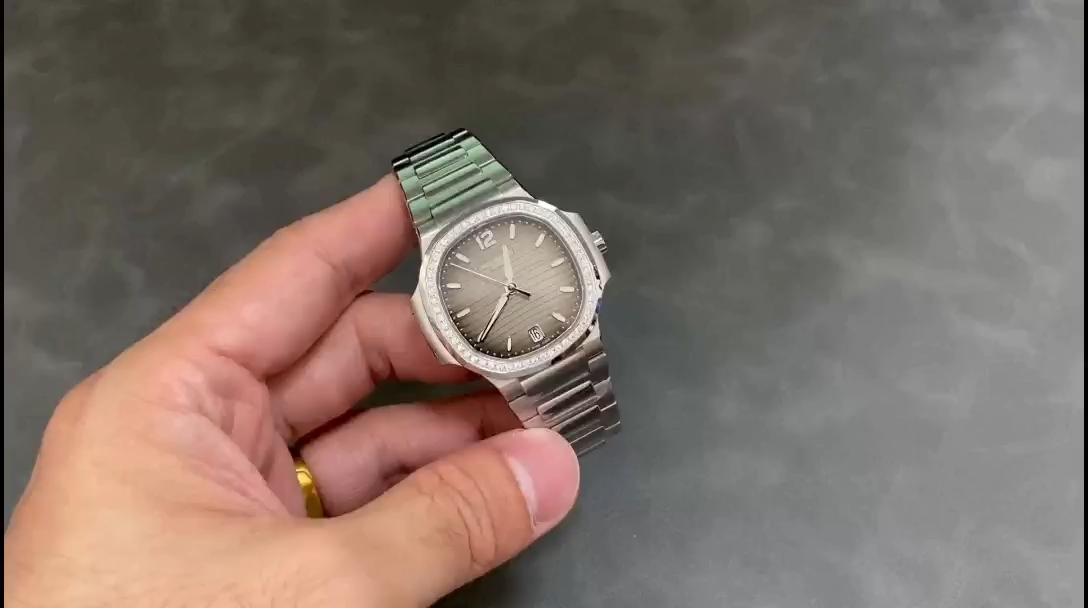 【Super Clone】Replica Patek Philippe Nautilus 7118 1200A 011 Stainless Steel 40mm Mens Watch