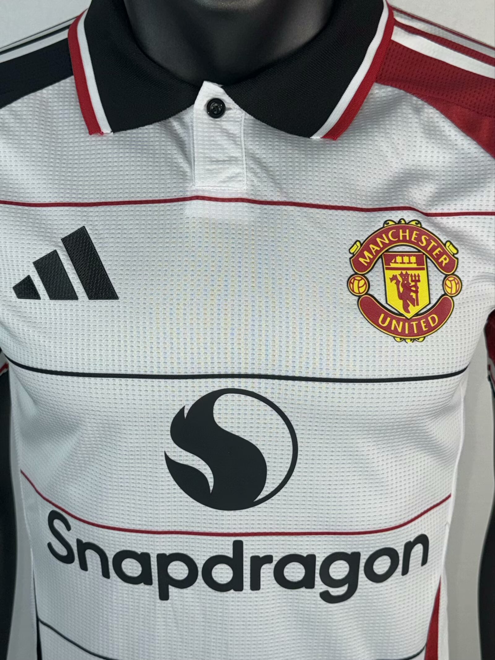 25-26 Manchester United training kit - player version