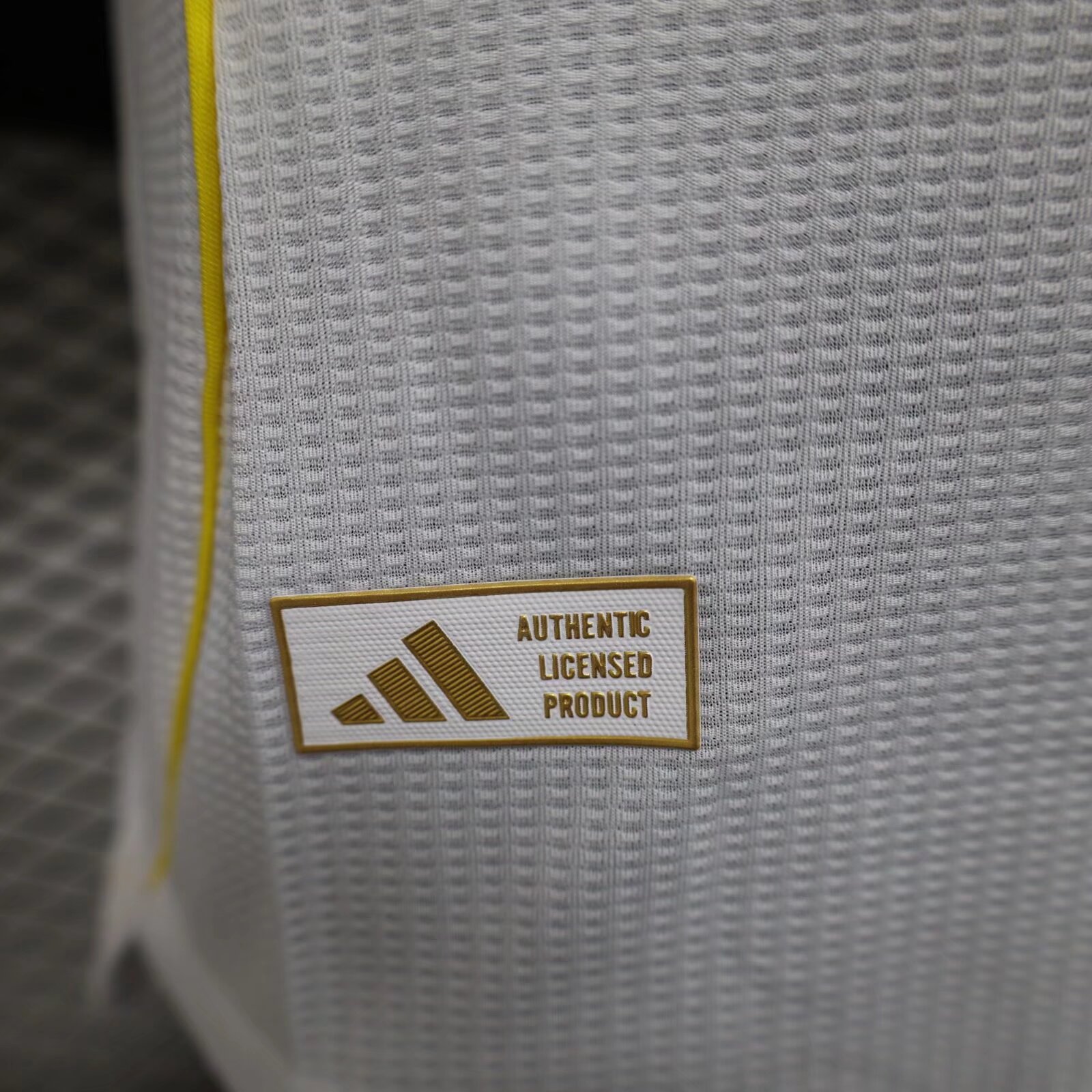 2025/2026 Player Version Real Madrid Home Football Shirt 1:1 Thai Quality