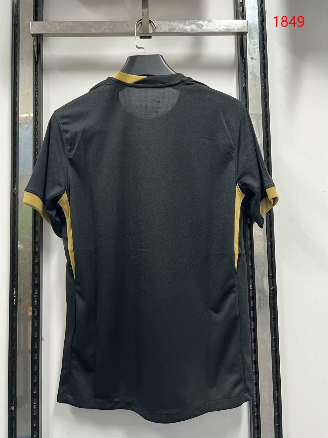 2024/25 Lisbon Training Shirt - Fans Edition
