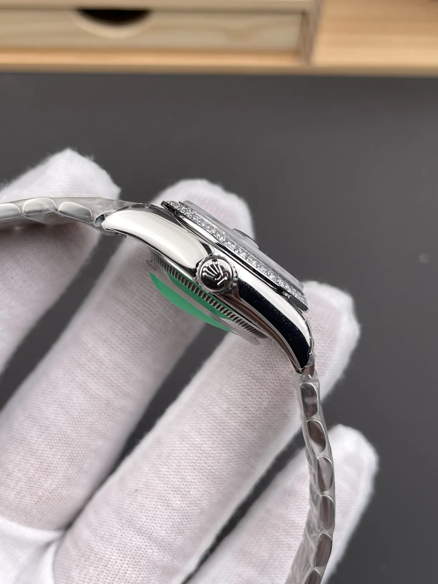 Rolex Datejust Mother-of-Pearl Ladies 28mm