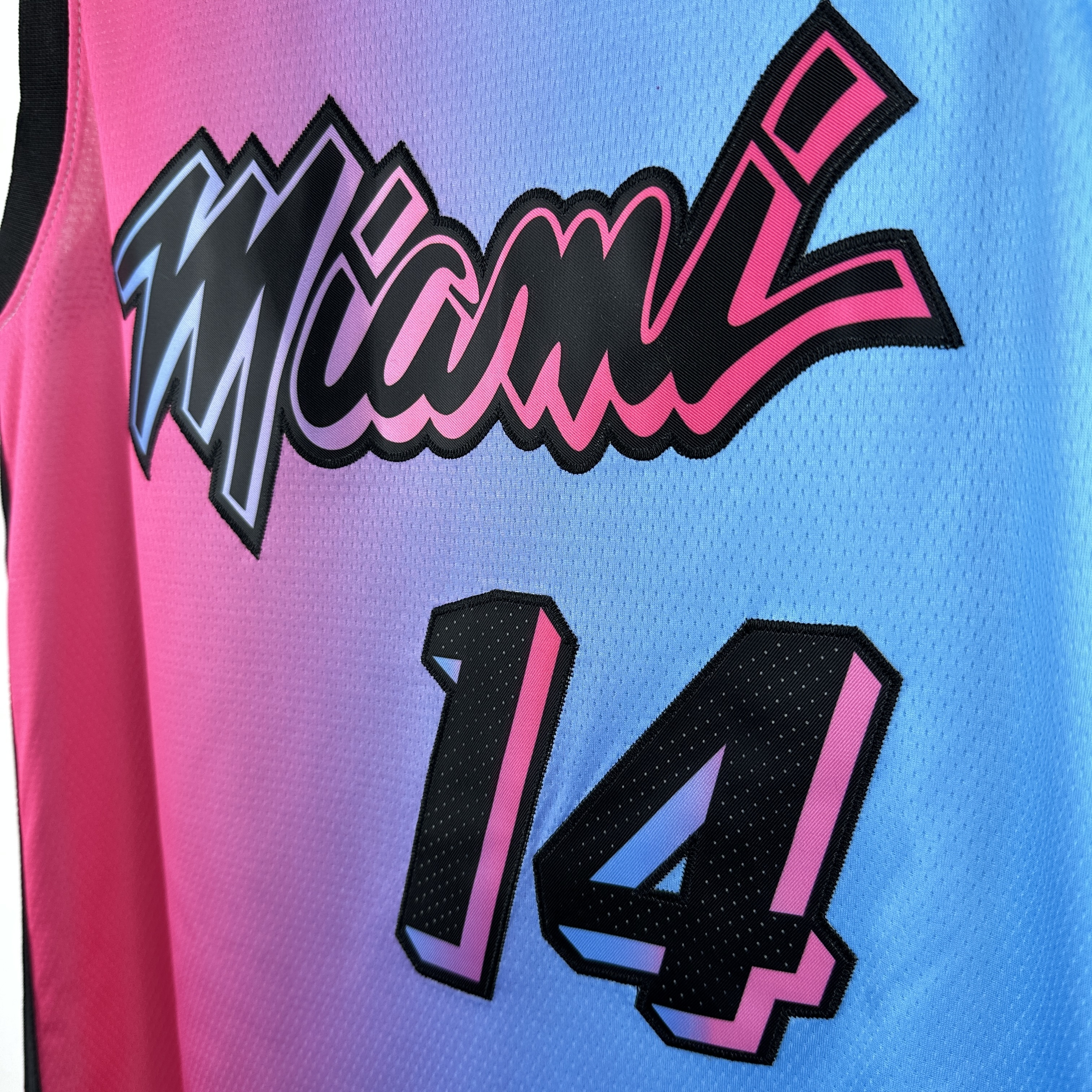 Embroidered Heat Gradient No. 14 Herro