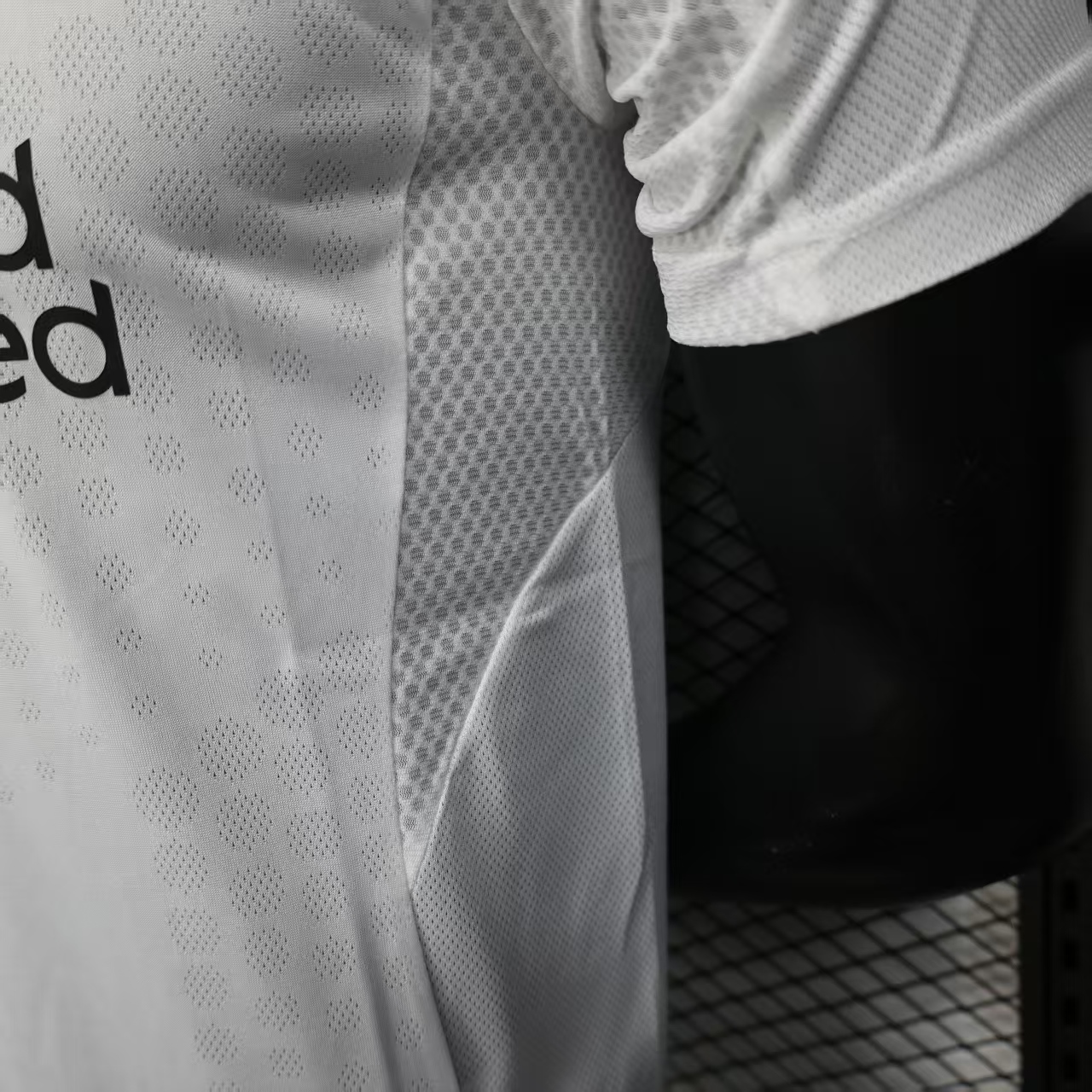 25-26 Liverpool Away Jersey - Player Edition