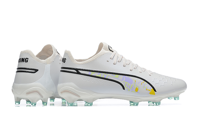 King Ultimate Icon MG Football Shoes