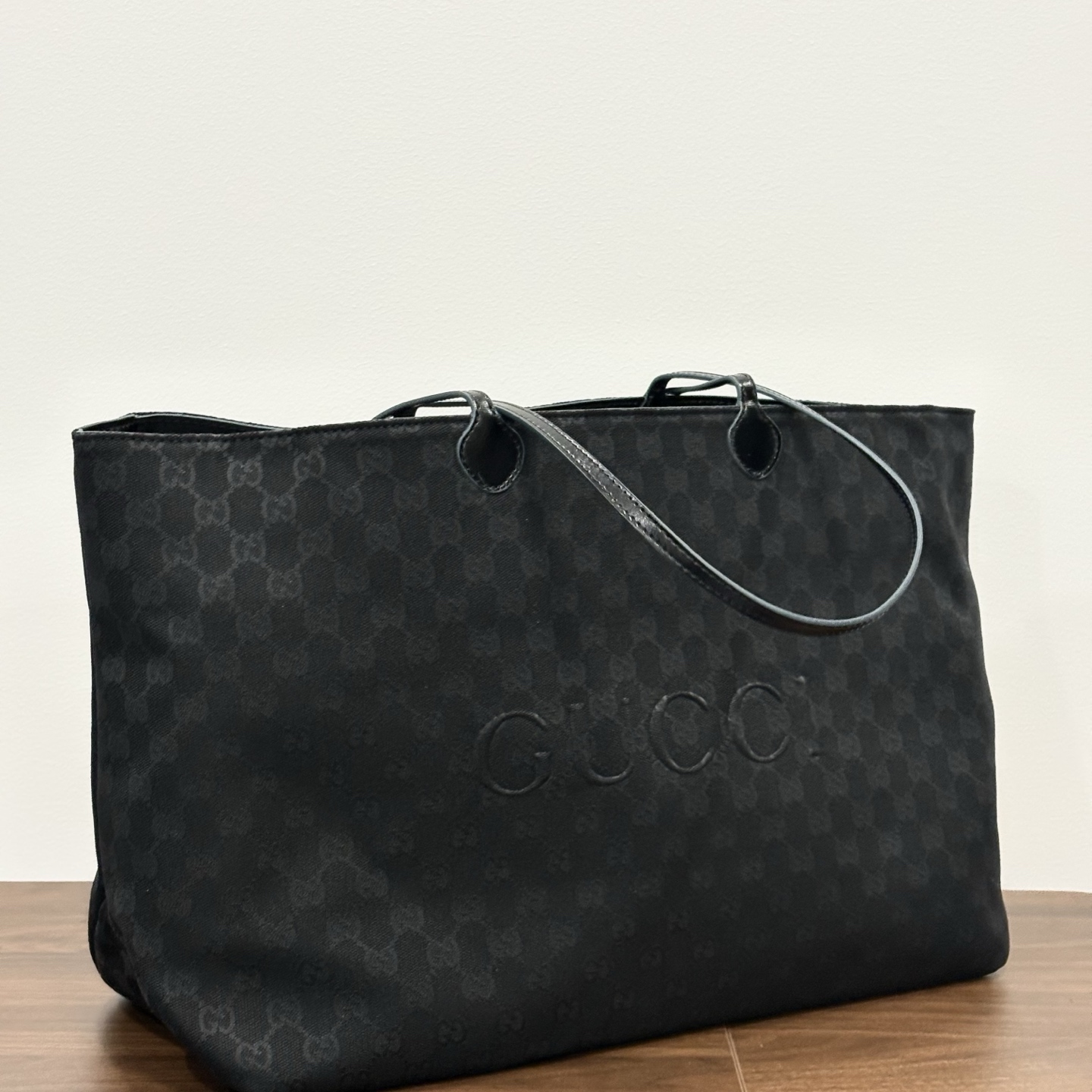 Gucci Logo Print Tote Bag