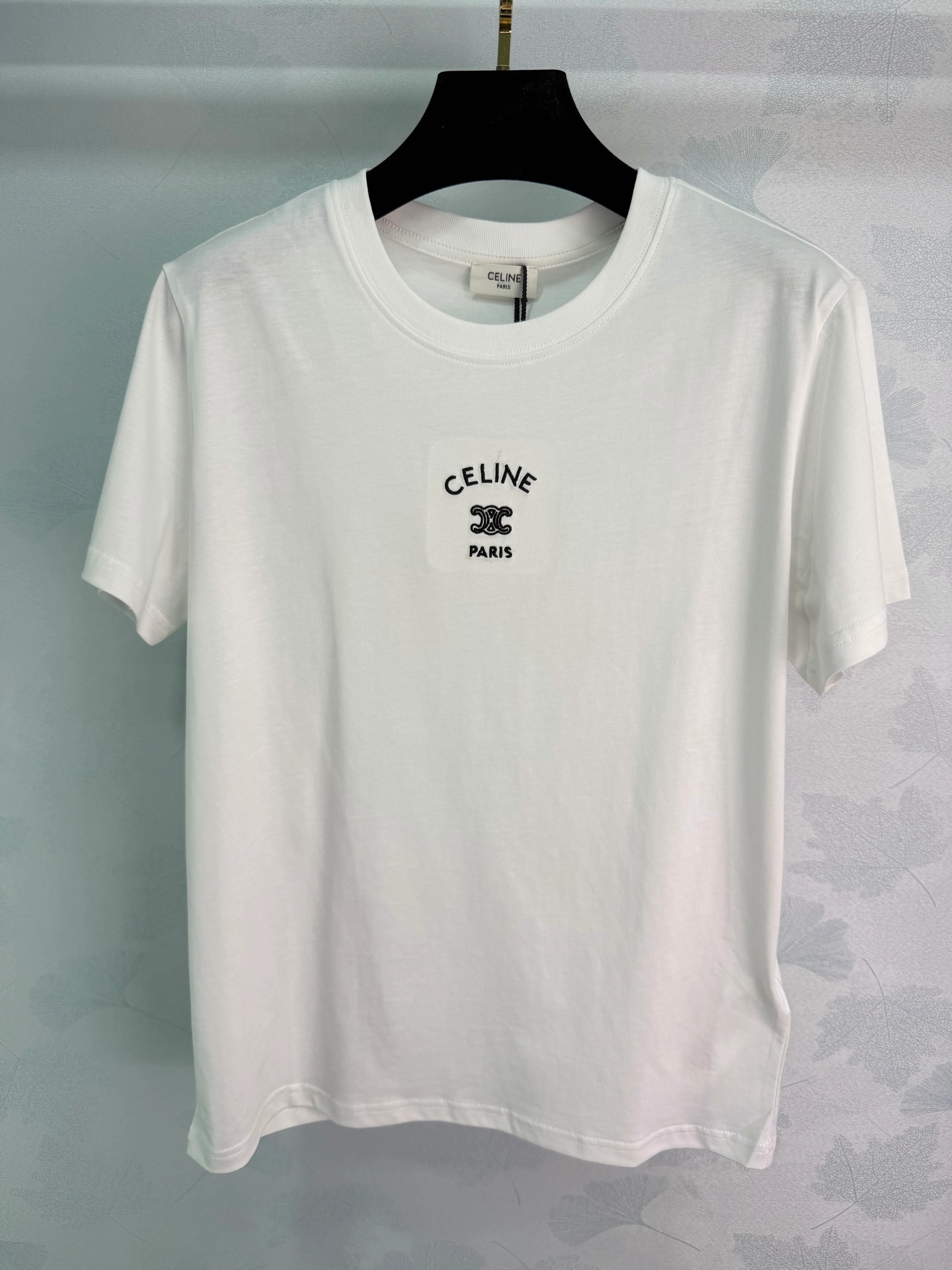 26NEW New Embroidered Short-Sleeve T-Shirt