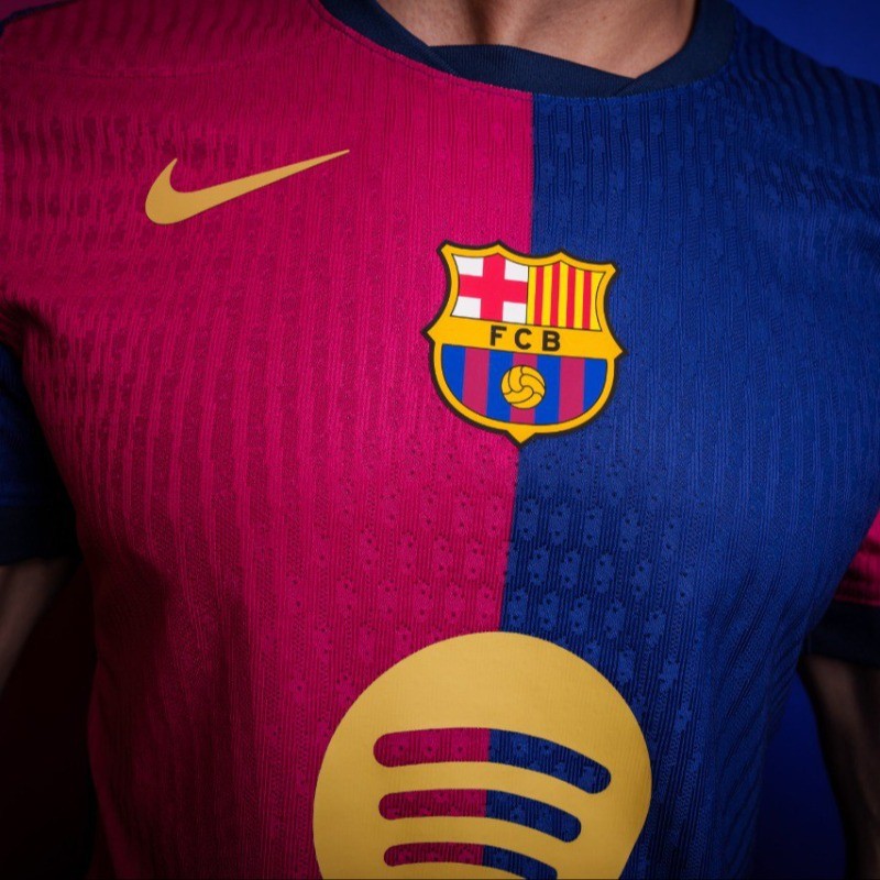 FC Barcelona 2024-25 Home Player Edition