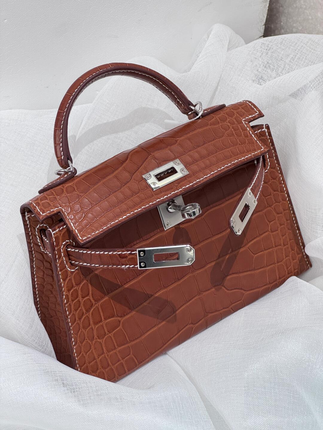 Hermès Minikelly II Saddle Alligator