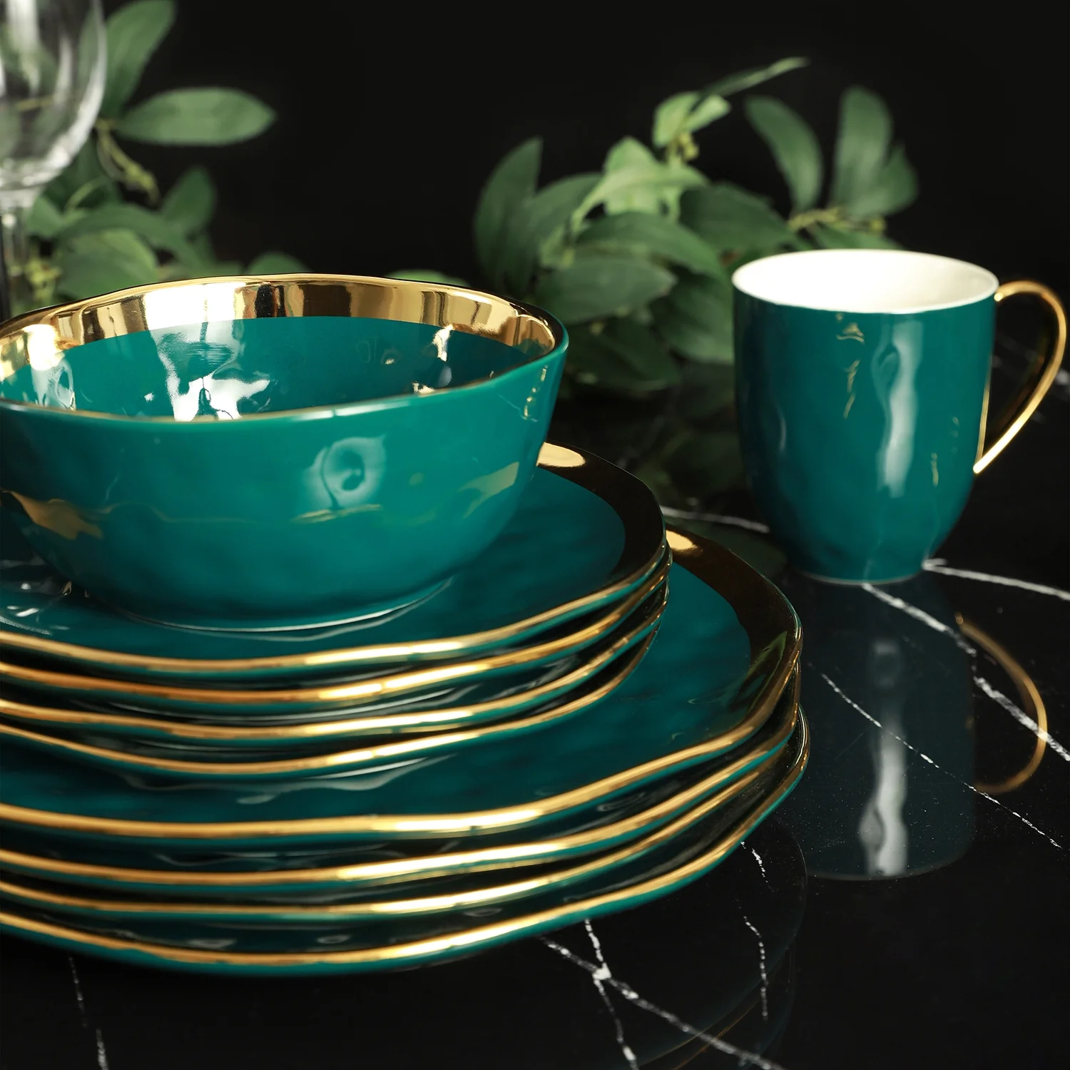 Stone Lain Florian 32-Piece Dinnerware Set Porcelain, Green