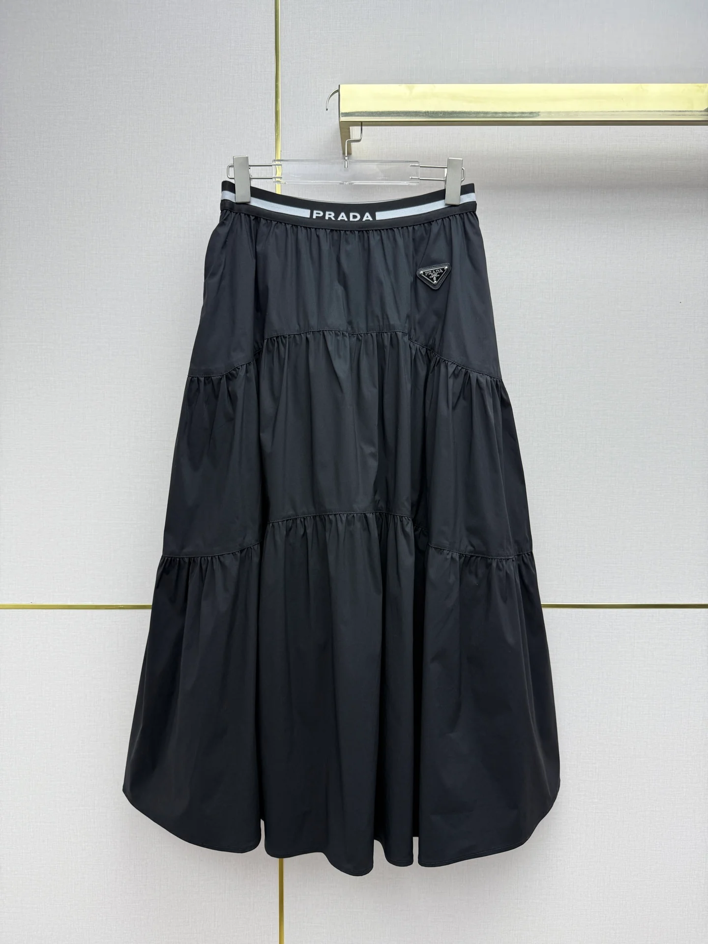 26NEW Elastic Waistband Midi Skirt