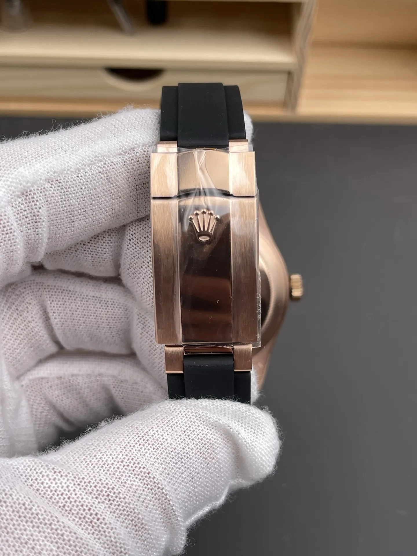 Rolex Sky-Dweller Rose Gold 42mm
