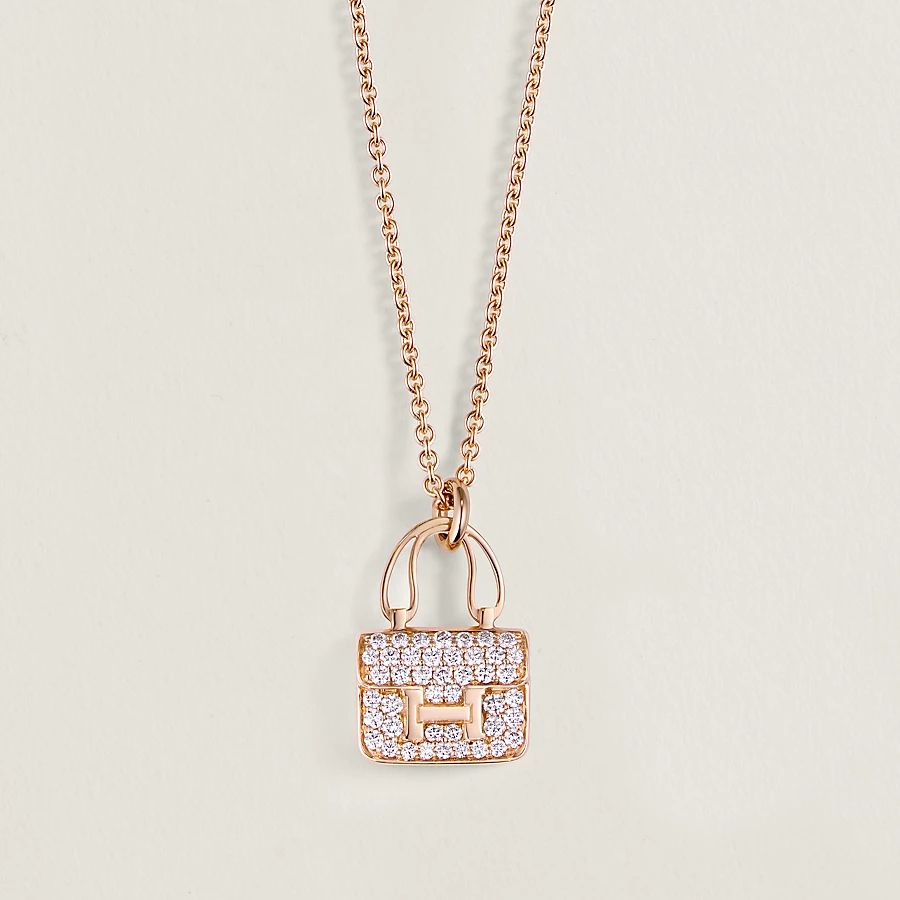 Amulettes Constance pendant