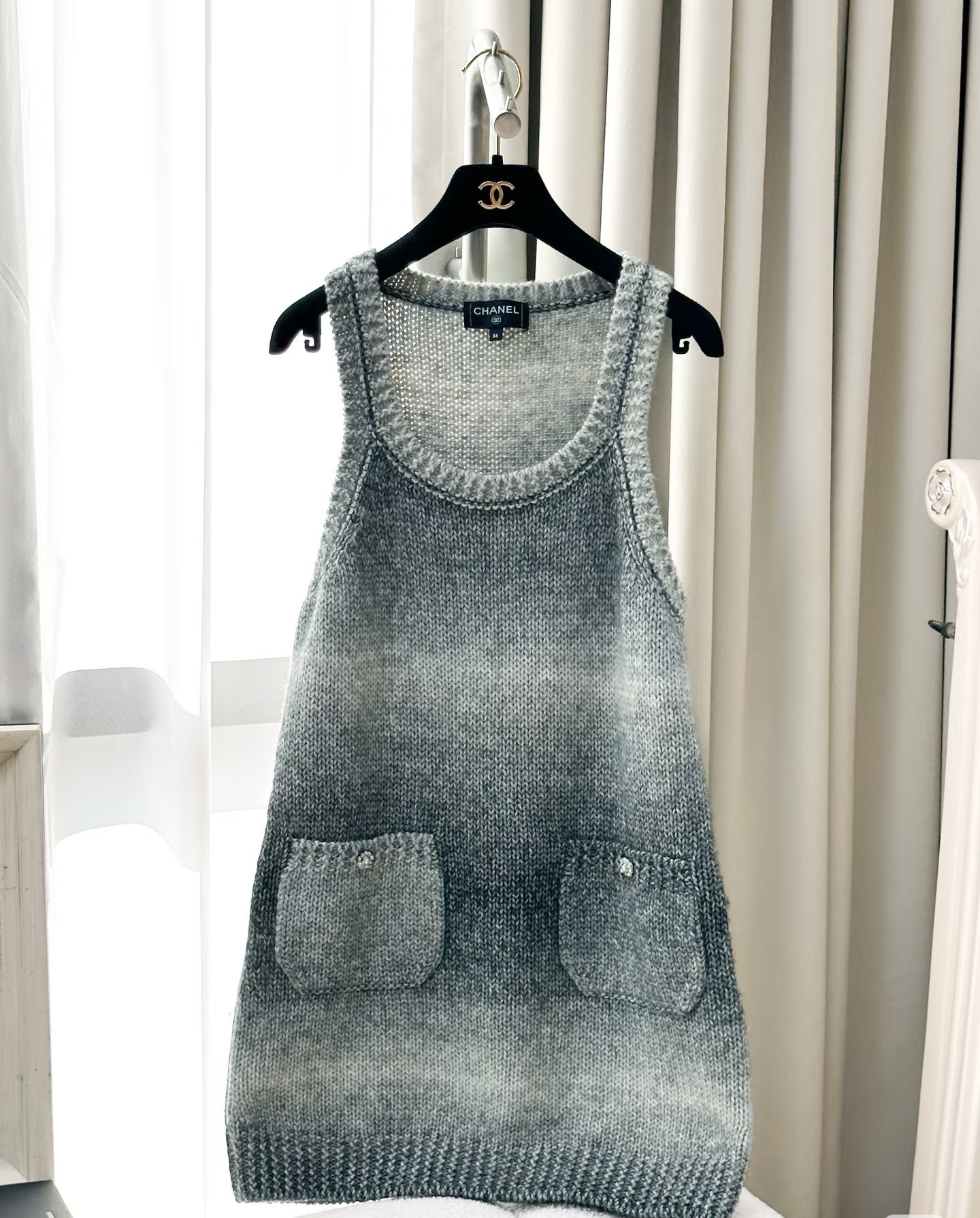 Bow-knot sweater and dress set