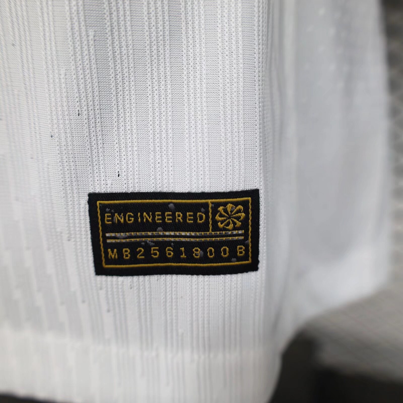 2024/2025 Player Version Barcelona White Cool Play Football Shirt 1:1 Thai Quality