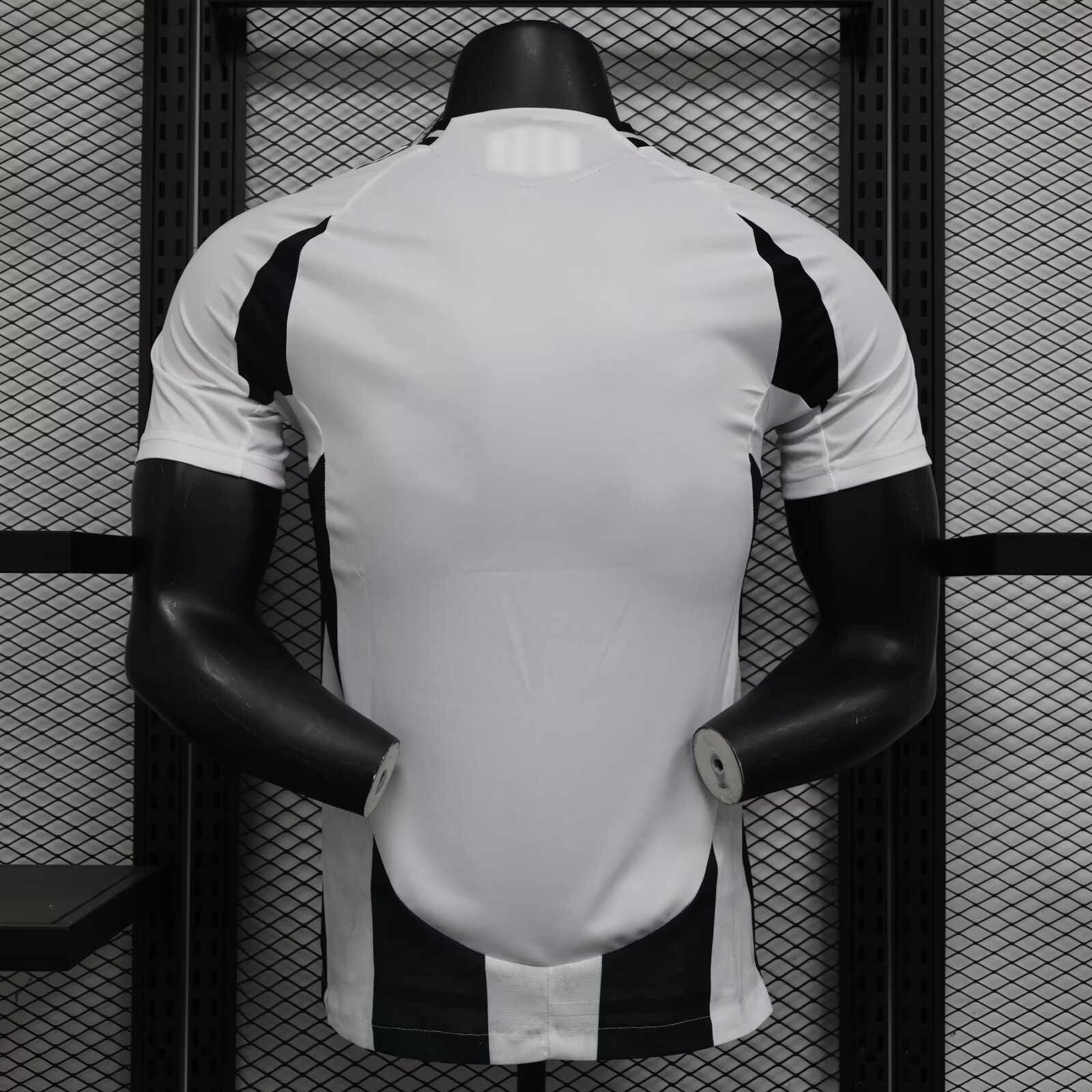 2024/25 Juventus Home Shirt - Player Edition