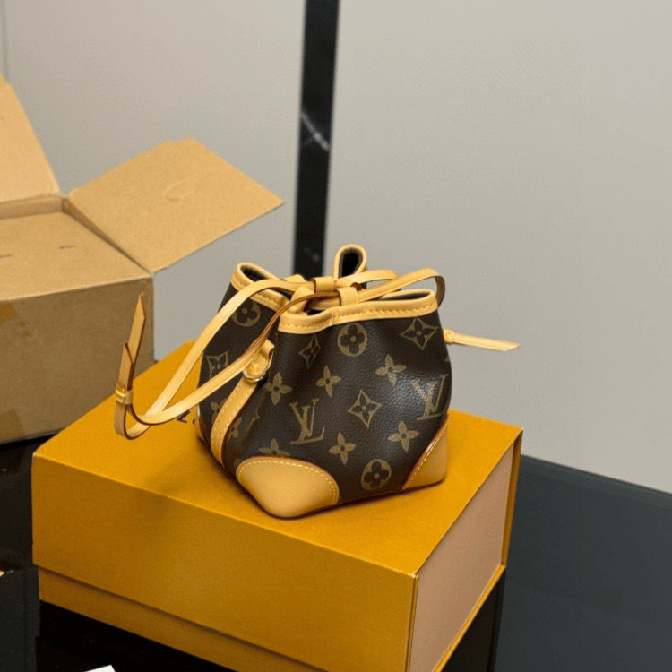 Louis Vuitton Noé BB Monogram Brown 8.7 Inches