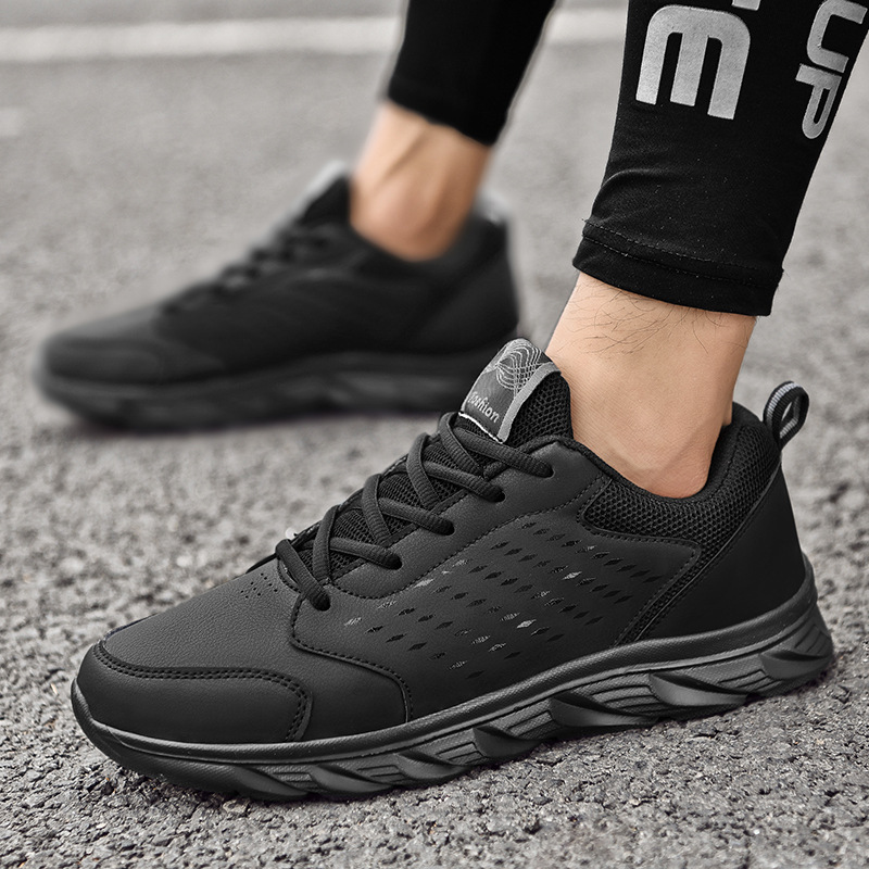Student Casual Sports shoes black running shoes for men