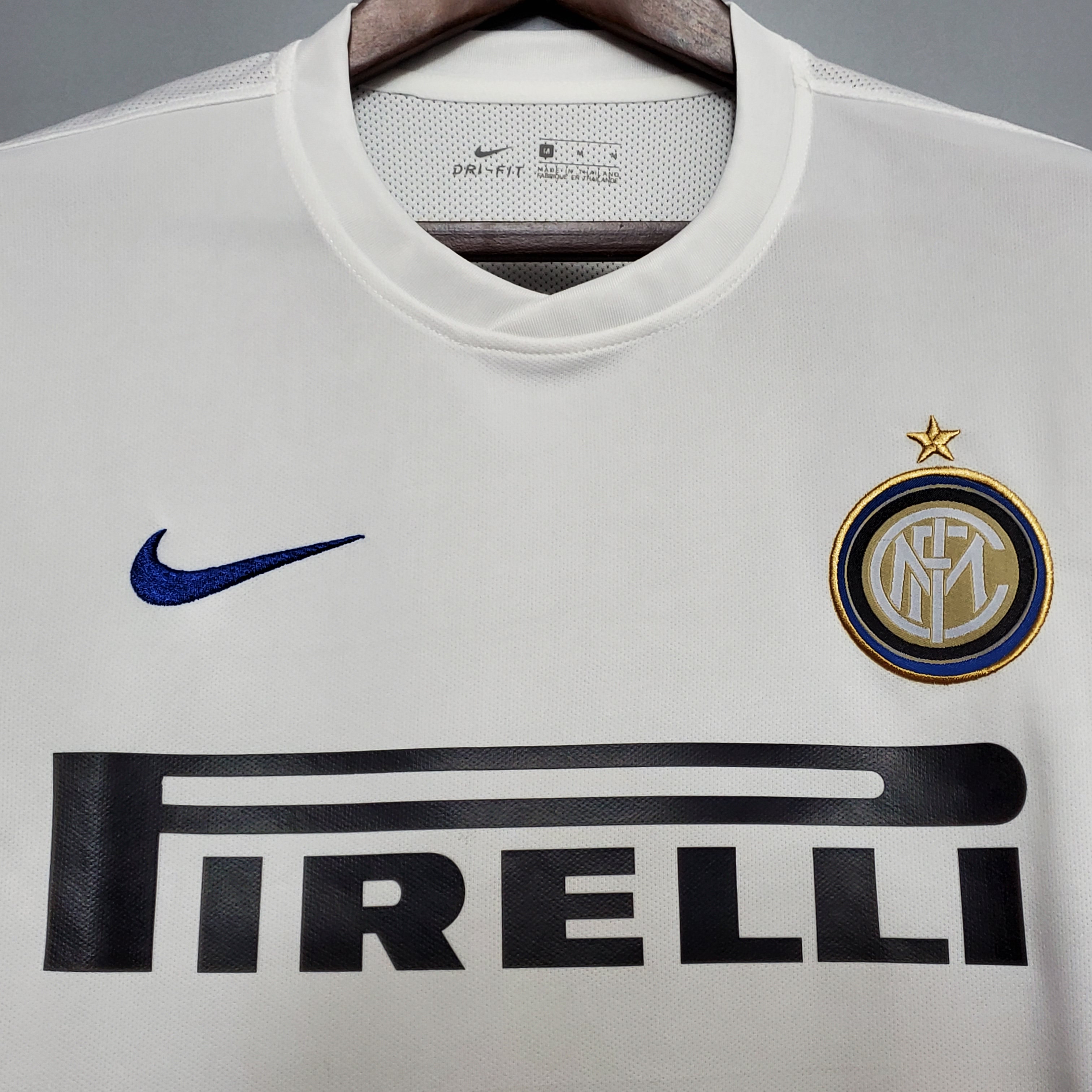 2010/11 Inter Milan Away Retro Shirt
