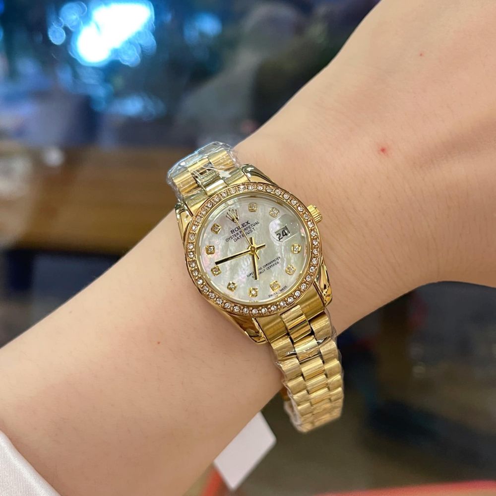 Rolex Lady Datejust 28 Diamond Dial 18K Gold In White 28Mm
