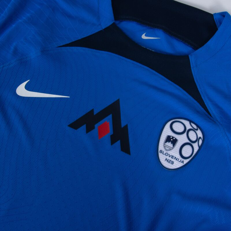 Slovenia  Away Jersey 2024-2025