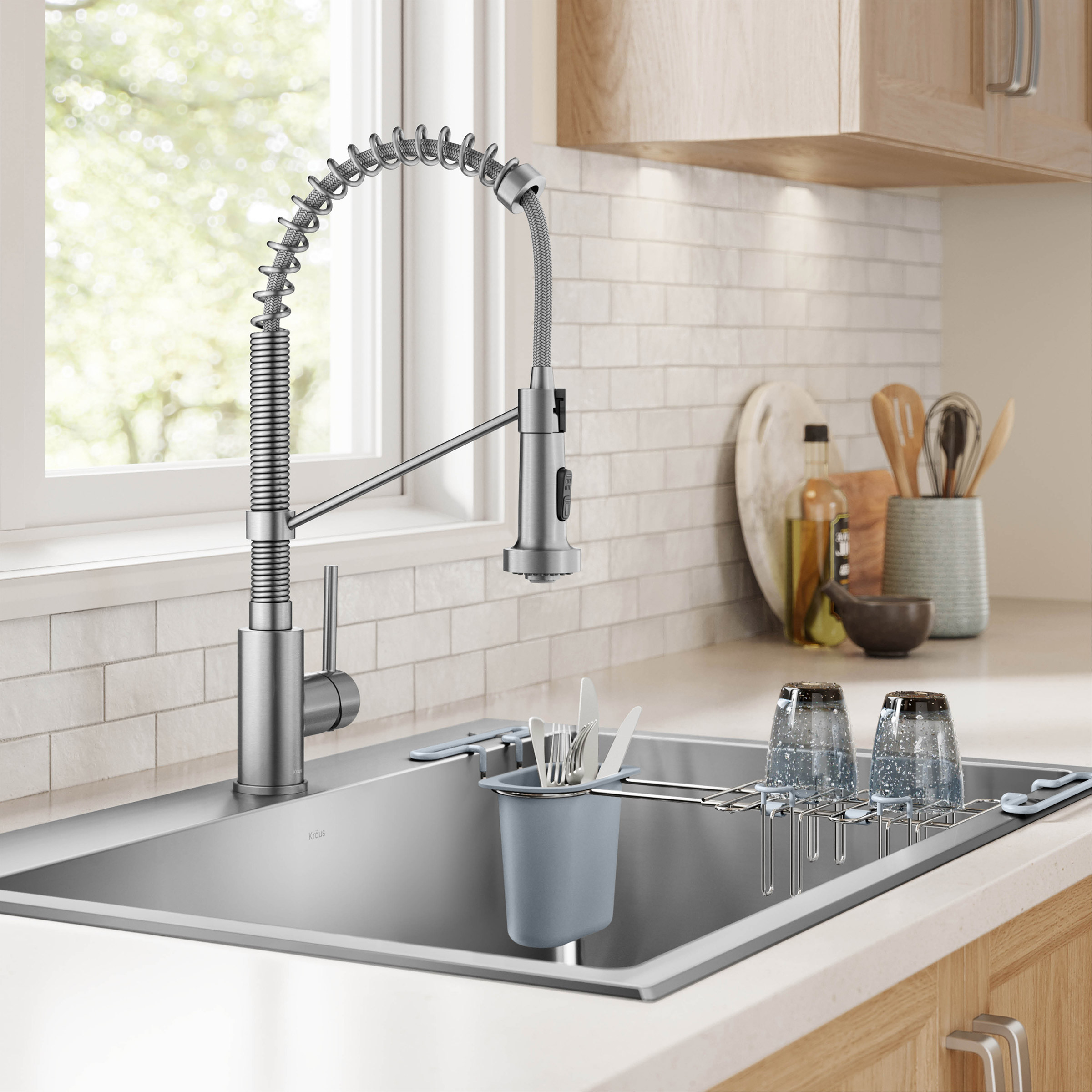 KRAUS 33' Top Mount Single Bowl Kitchen Sink with Commercial Pull Down Faucet