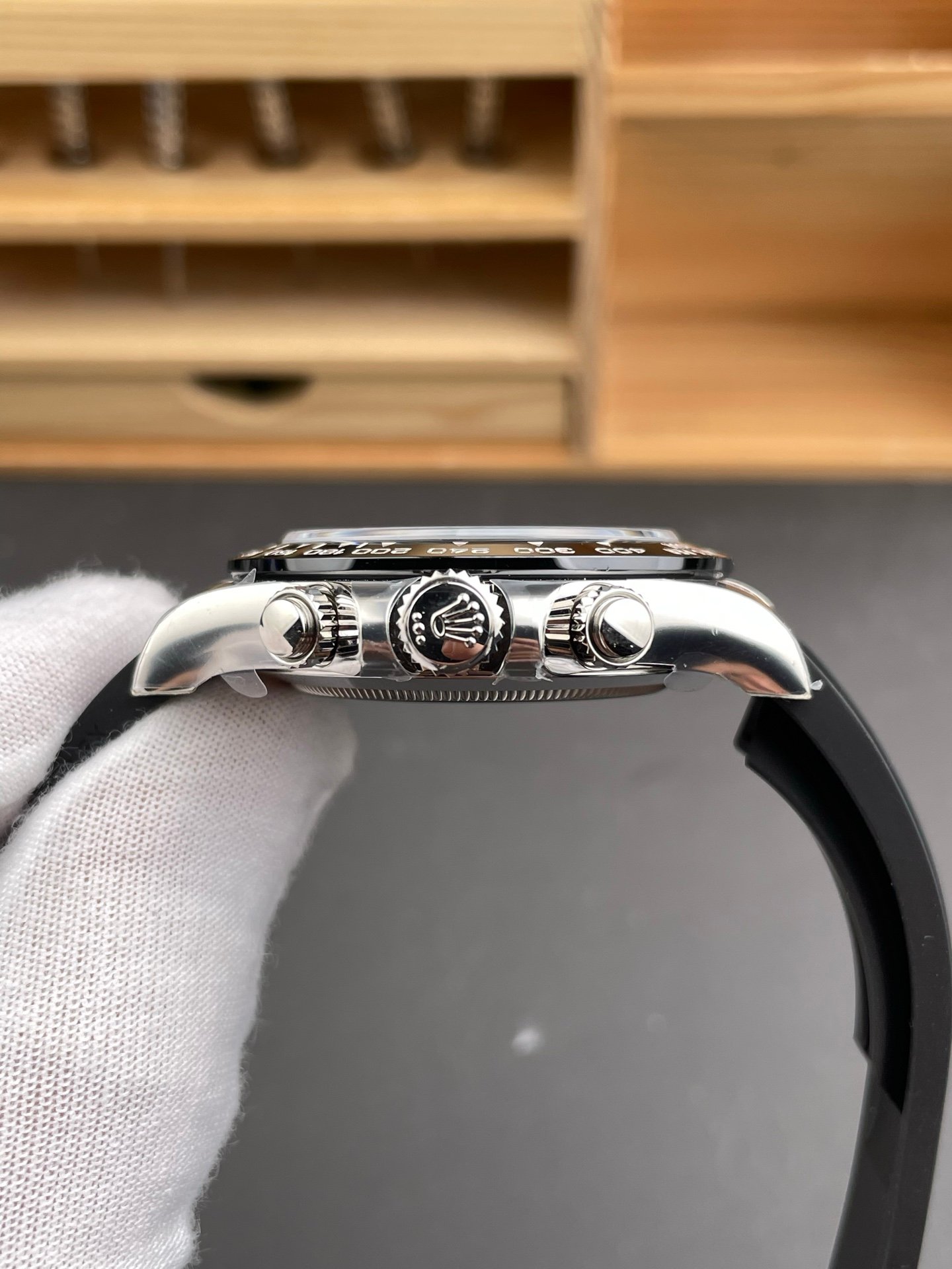 Rolex Daytona White Gold Black Rubber