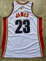 Cleveland Cavaliers LeBron James 23 White MN
