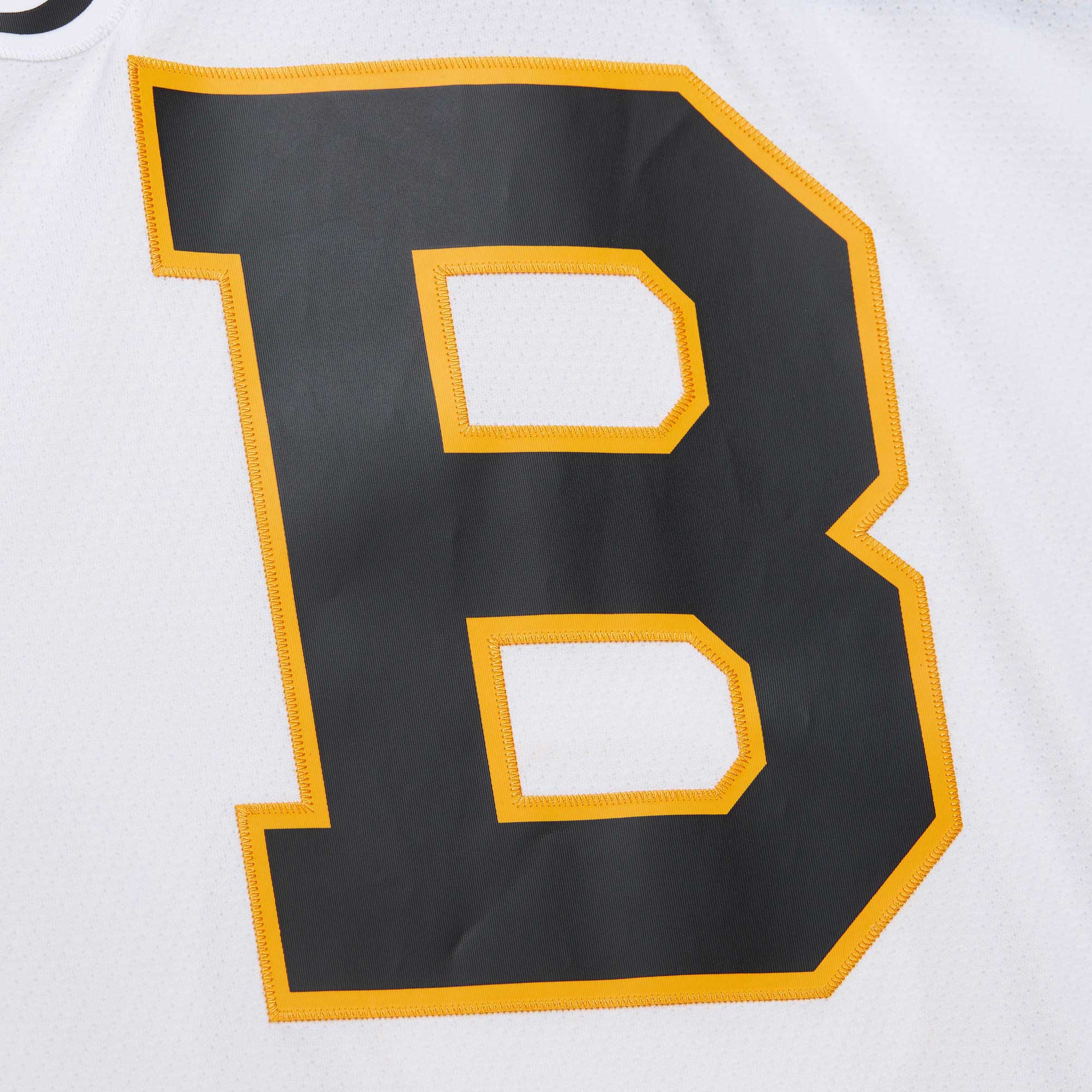 Cam Neely Boston Bruins Mitchell & Ness  1991/92 Alternate Captain Blue Line  Jersey – White