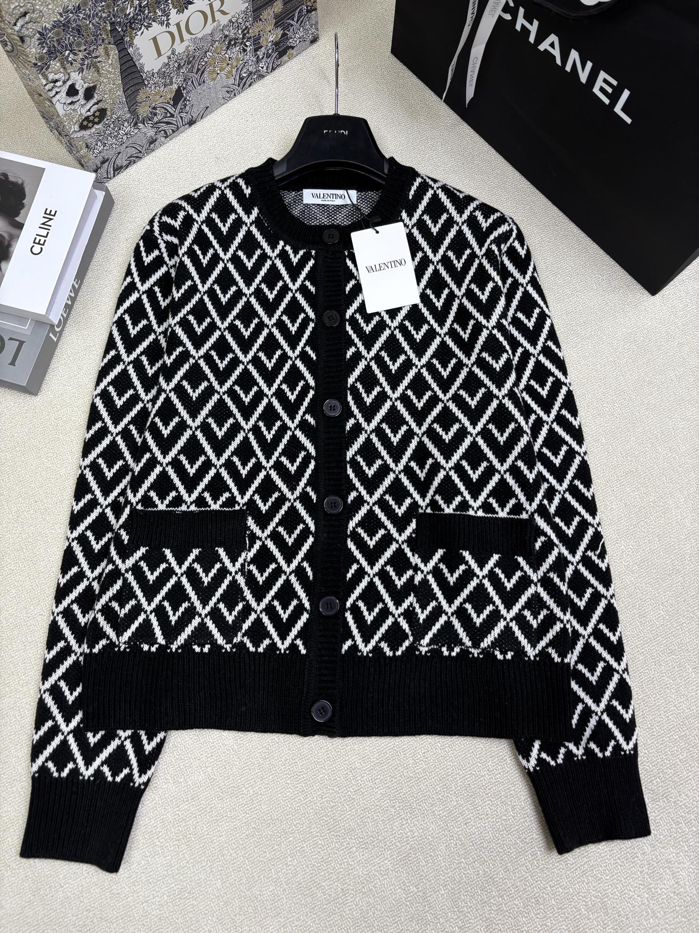 Color-blocked monogram knit crew neck cardigan