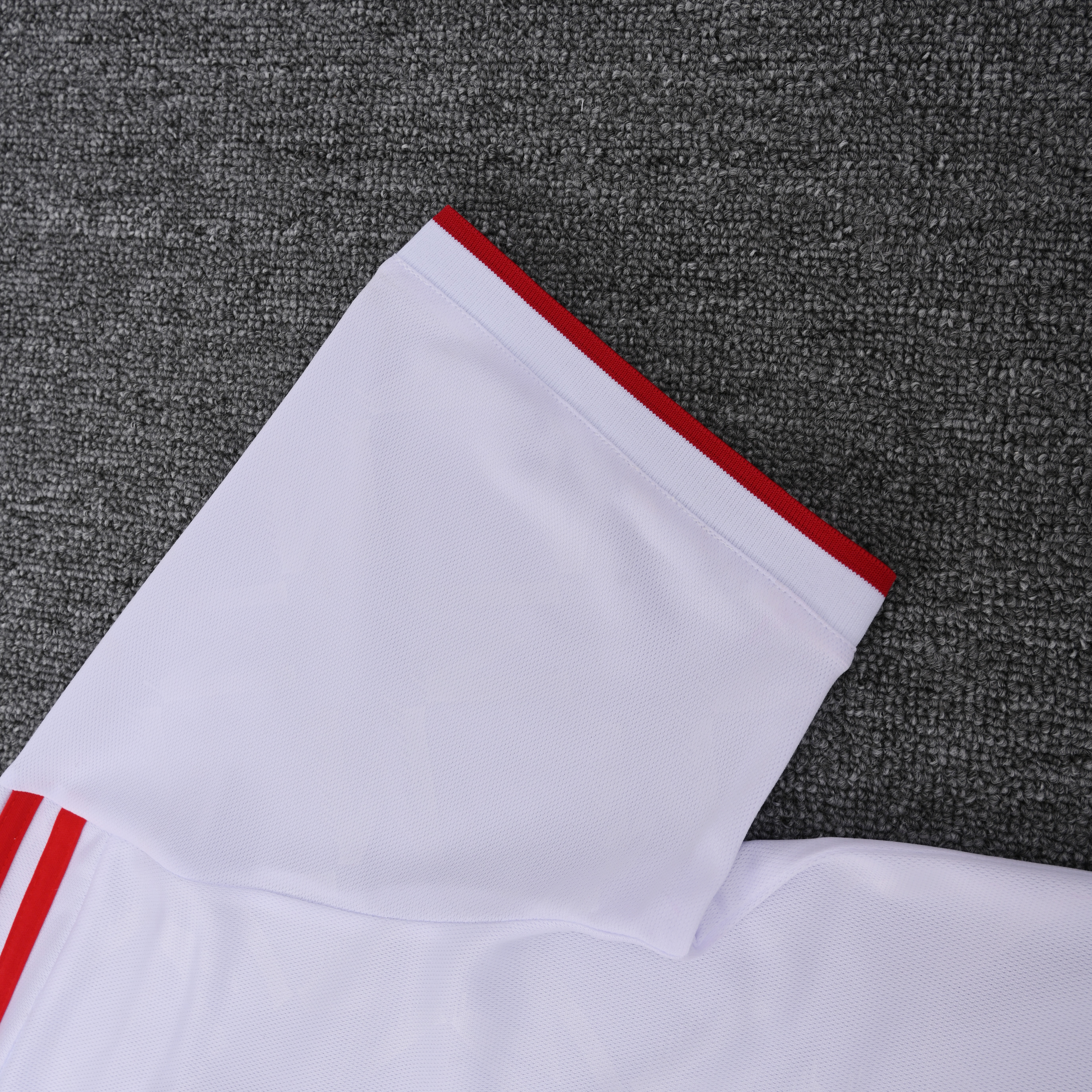 25-26 Manchester United (Polo Shirt) Training Jersey - Fan Edition