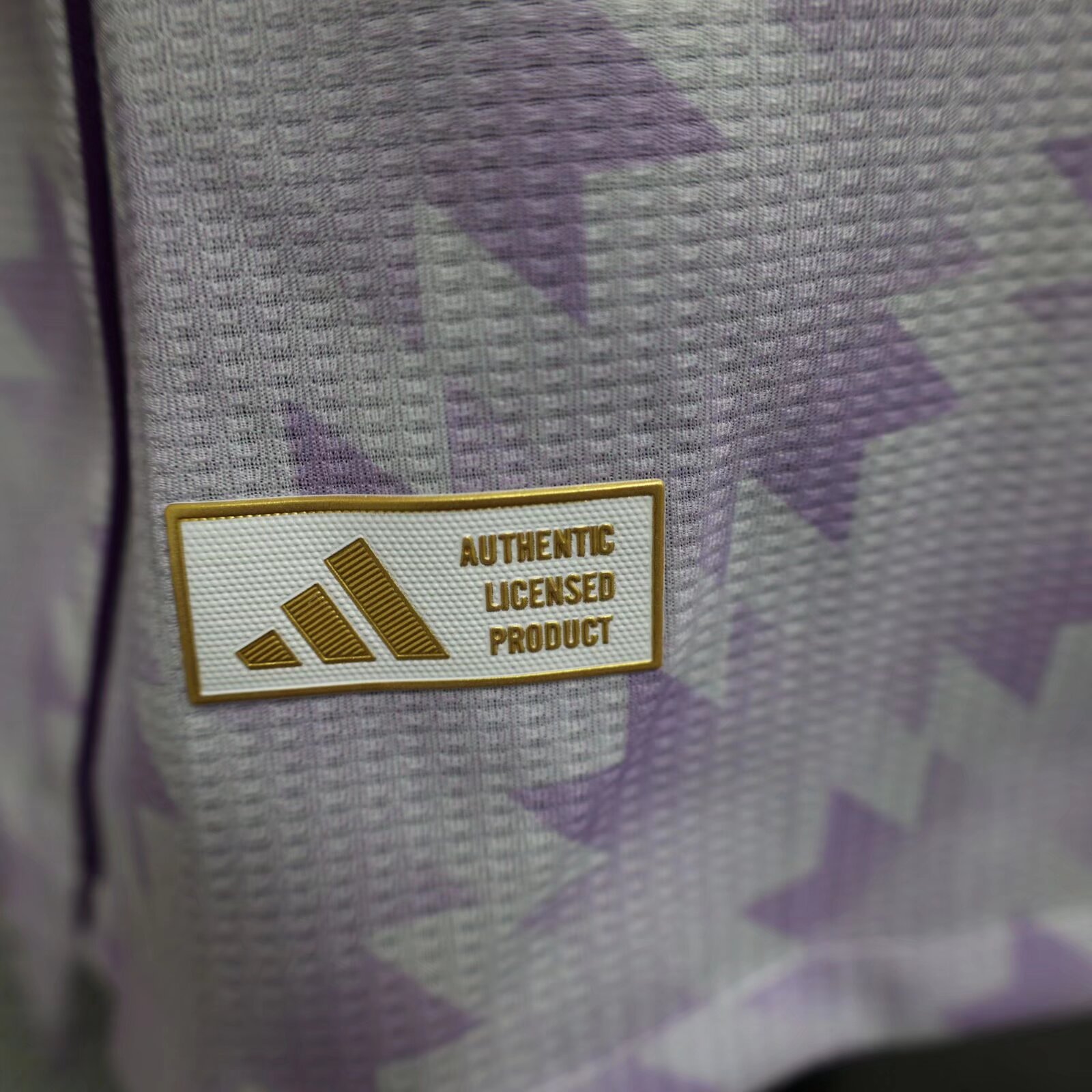 2025/2026 Player Version Manchester United Special Edition Light Purple Football Shirt 1:1 Thai Quality