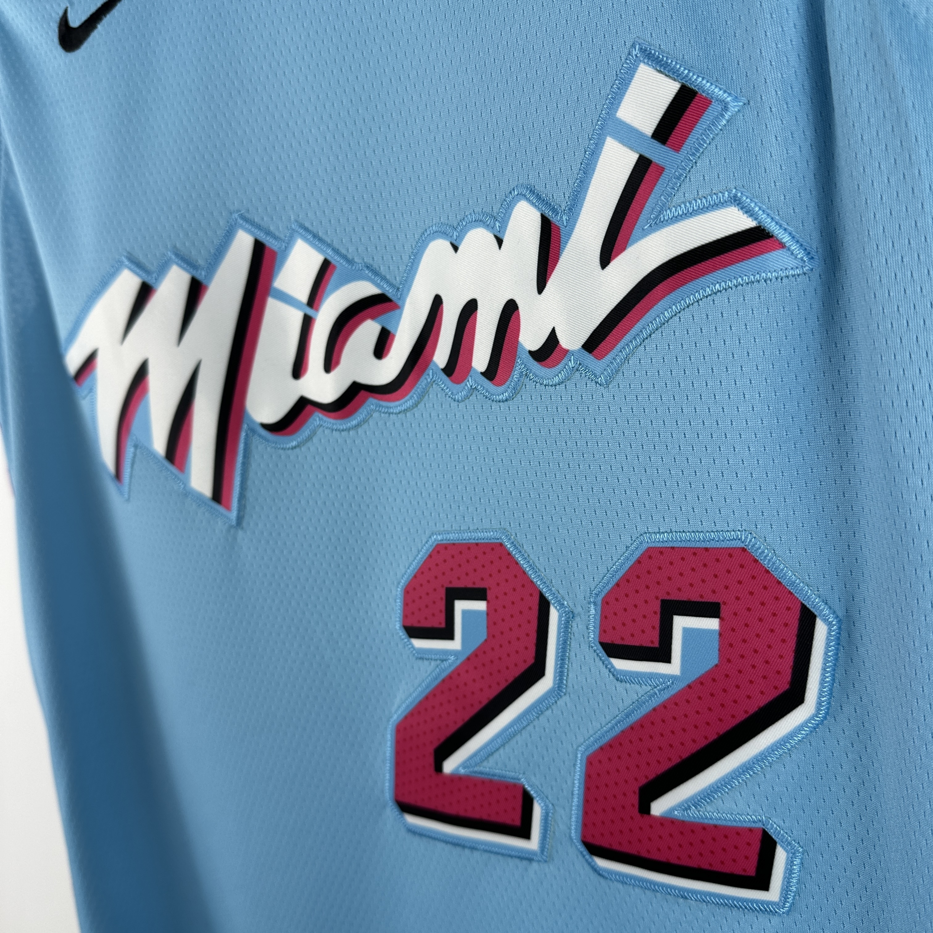 Embroidered Heat Crew Neck Blue No. 22 Butler