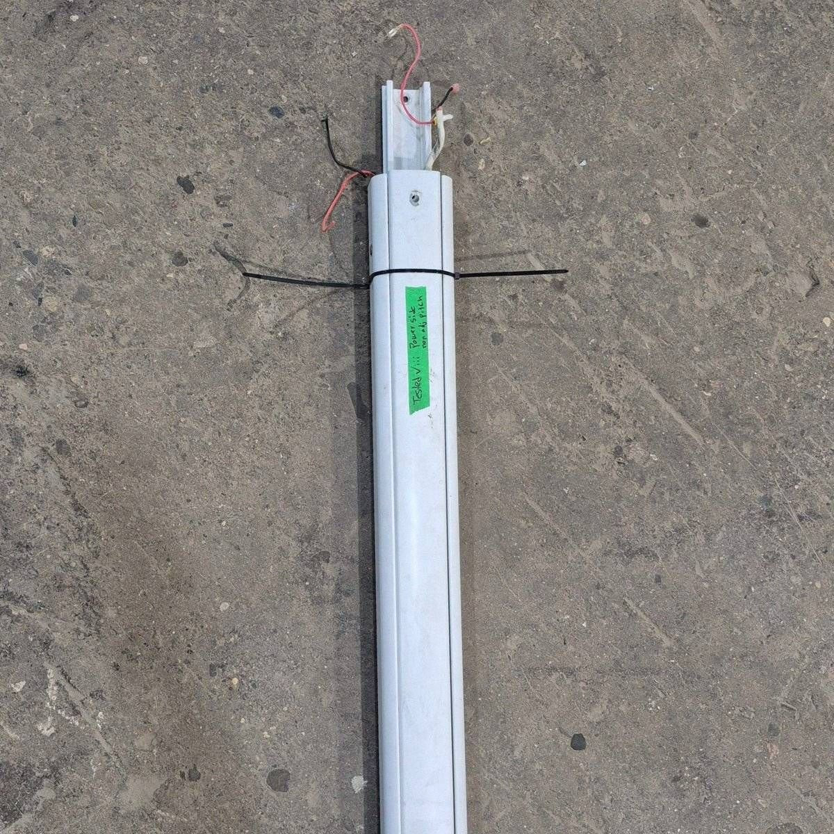 Used Carefree Awning Arm, Drive (Front), Steep Pitch, White, 59 - Travel'r , R001507WHT