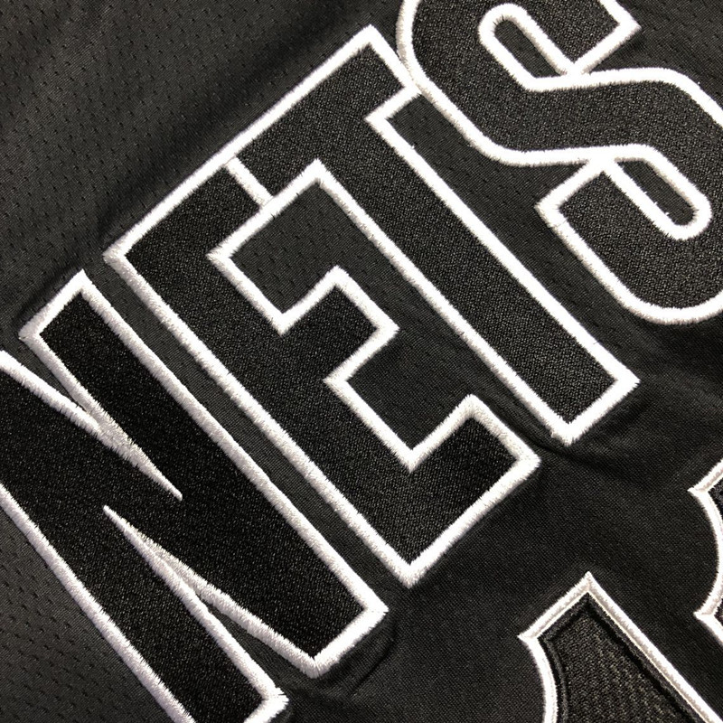 Kyrie Irving Brooklyn Nets  Black 11 MN