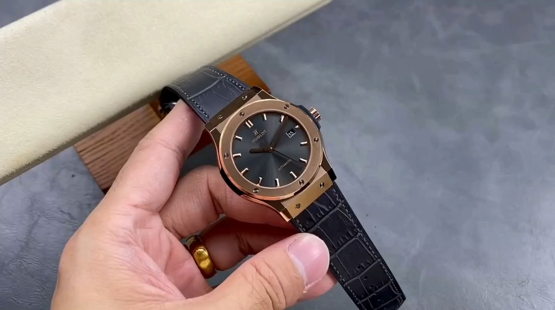 【Super Clone】Hublot Classic Fusion 511.OX.7081.LR 45MM