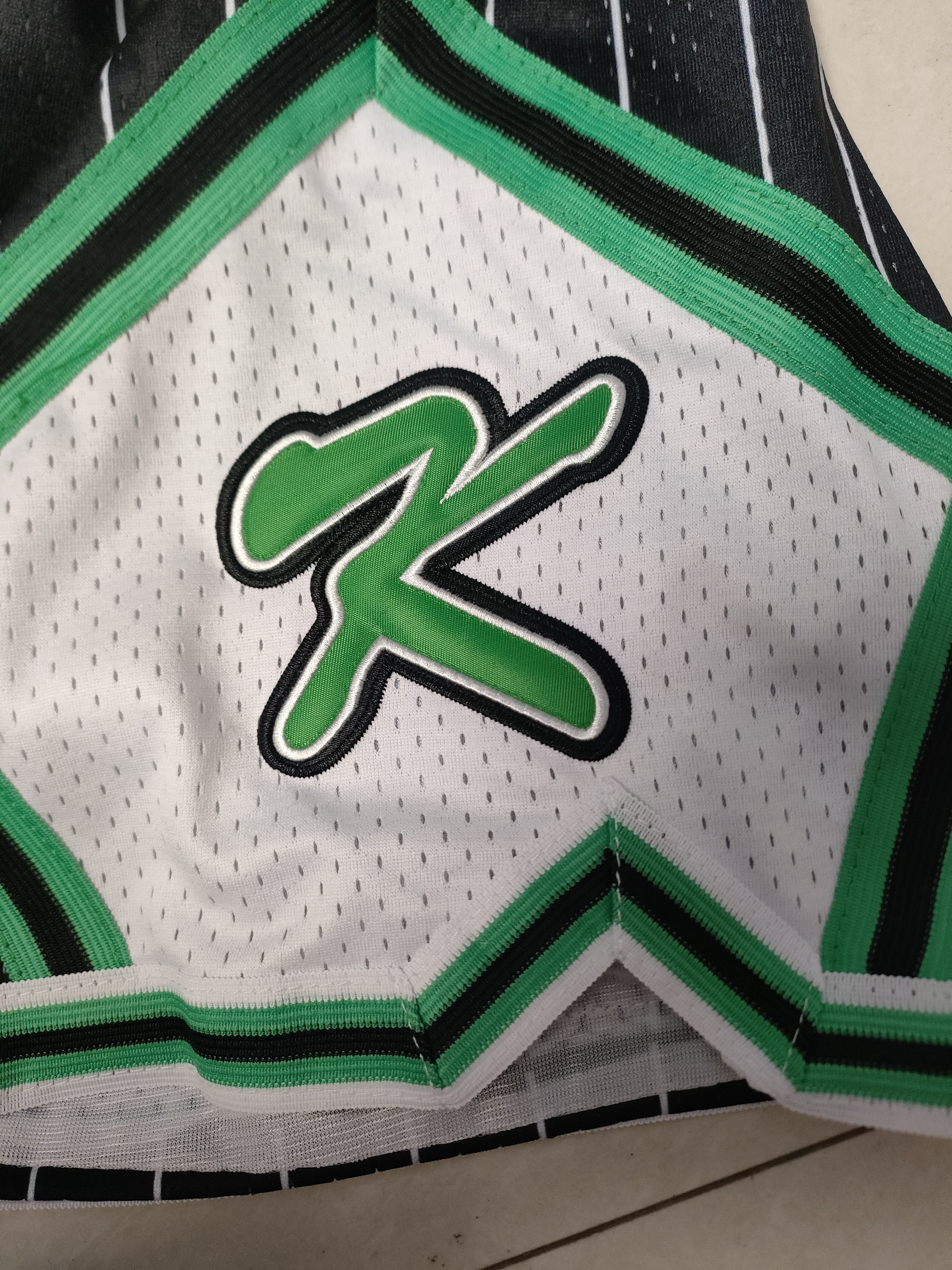 Chicago Bulls black pocket pants