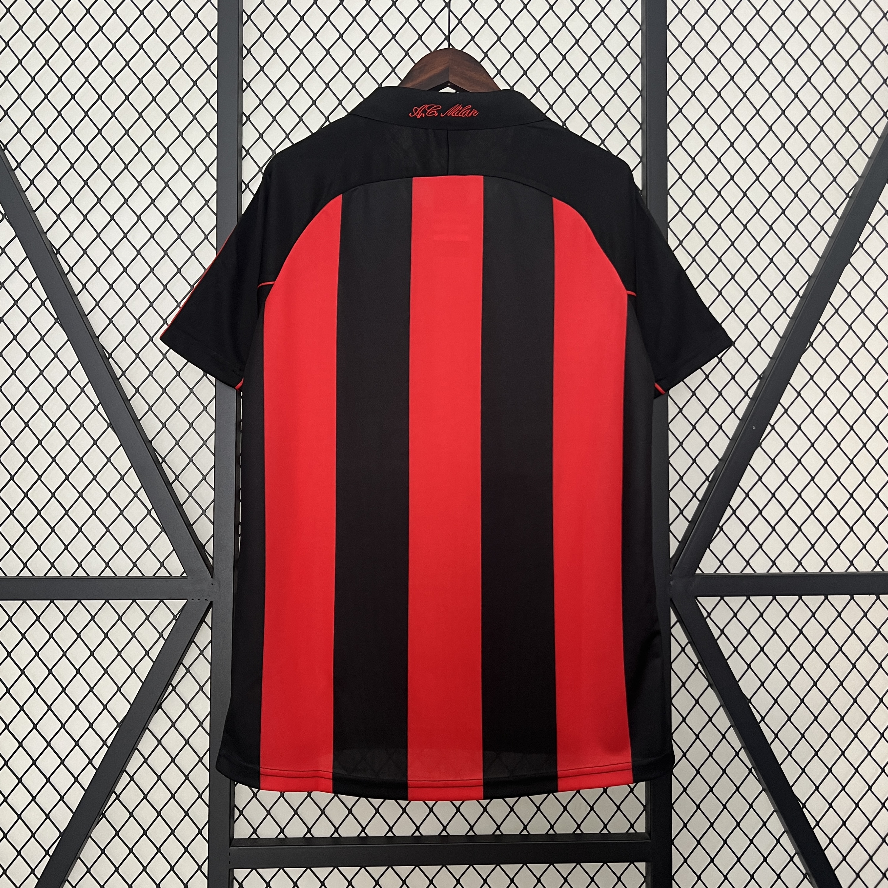 2000/02 AC Milan Home Retro Jersey - Fans Edition