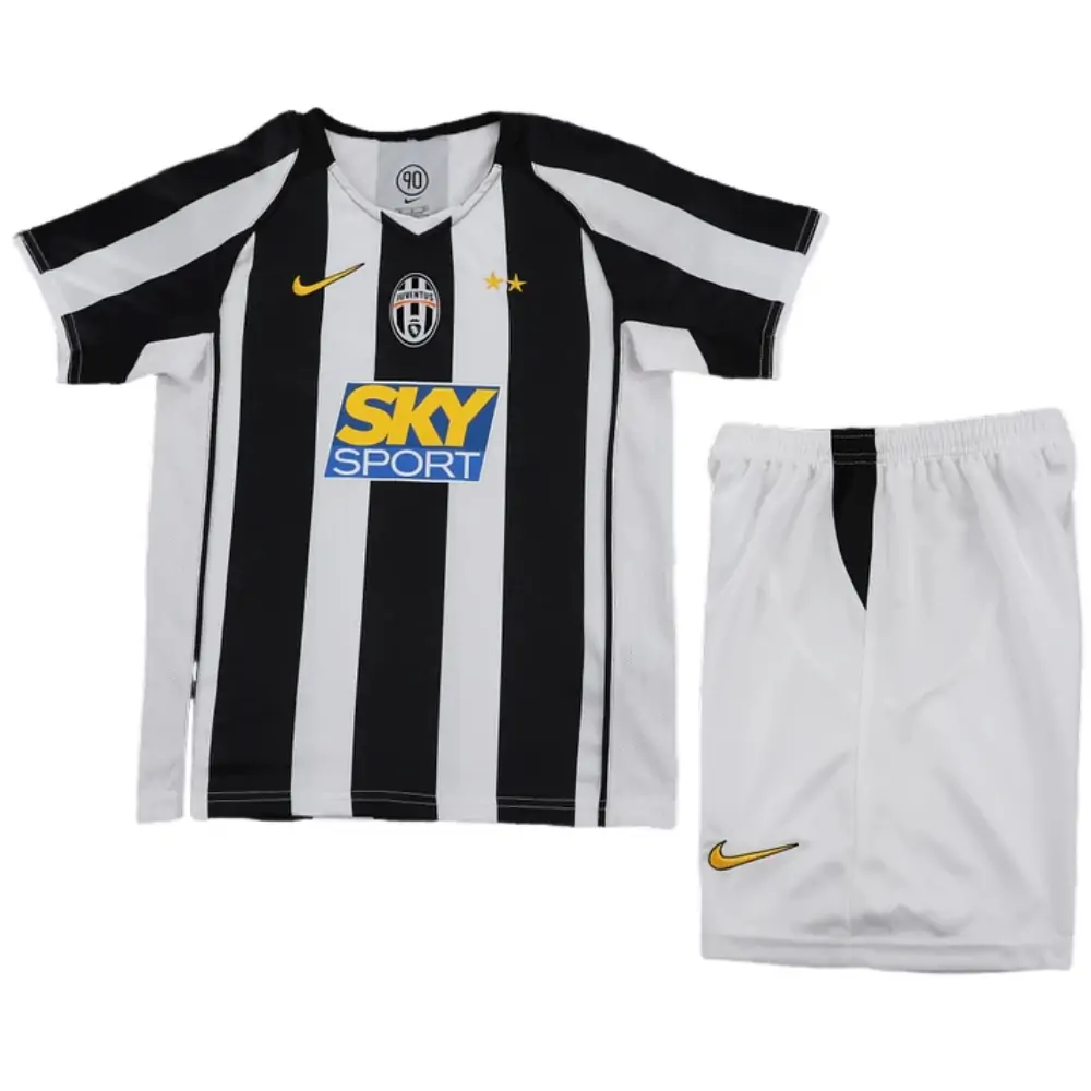 2004-05 Juventus Home Retro Children's Jersey Set - Fans Edition