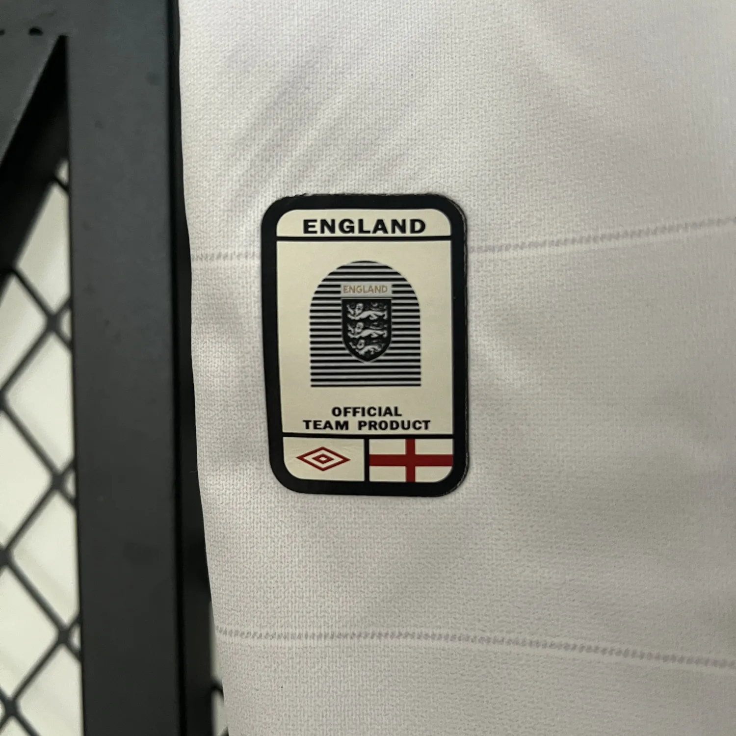 2004 England home retro jersey - Fans