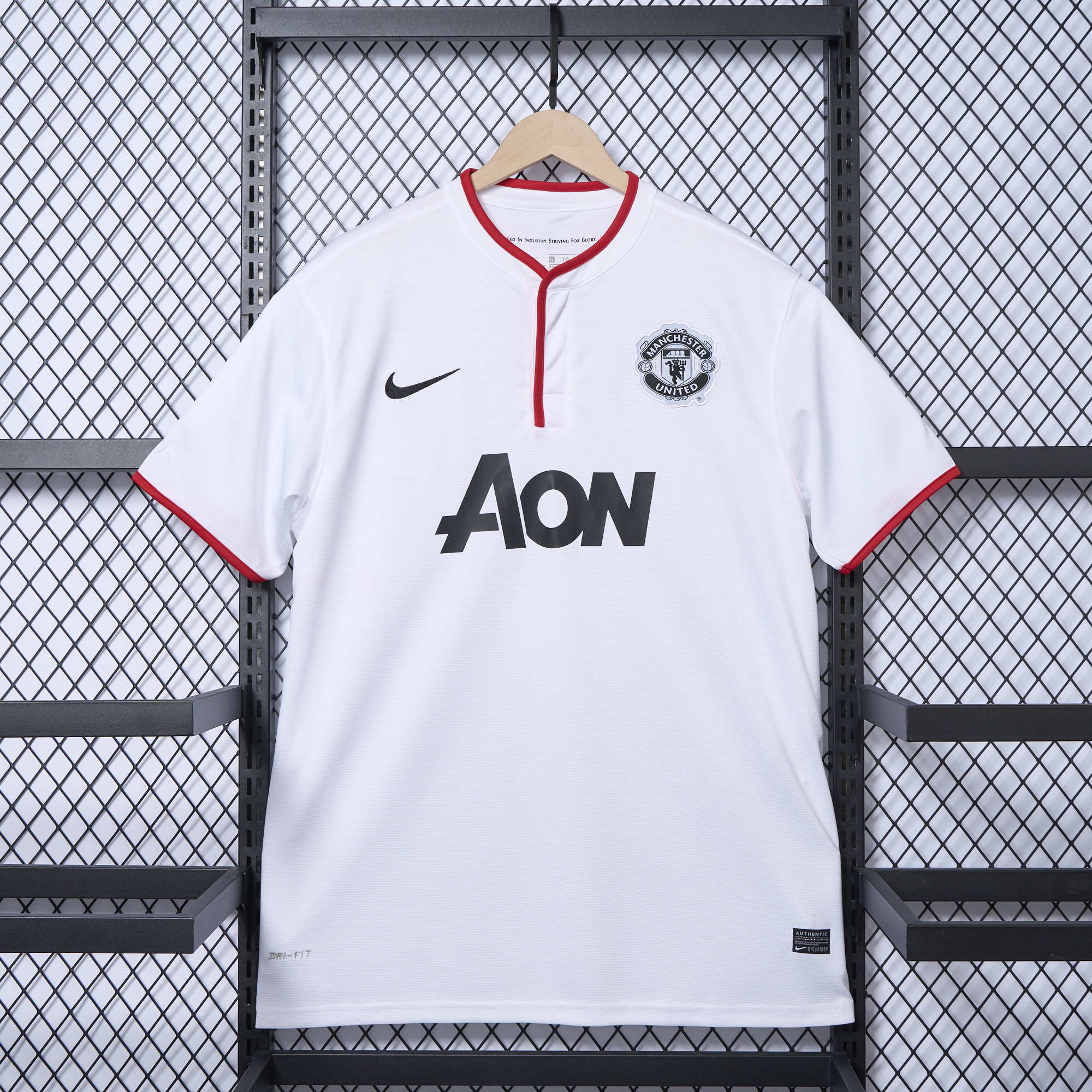 Retro Manchester United 13-14 Away Stadium Jersey