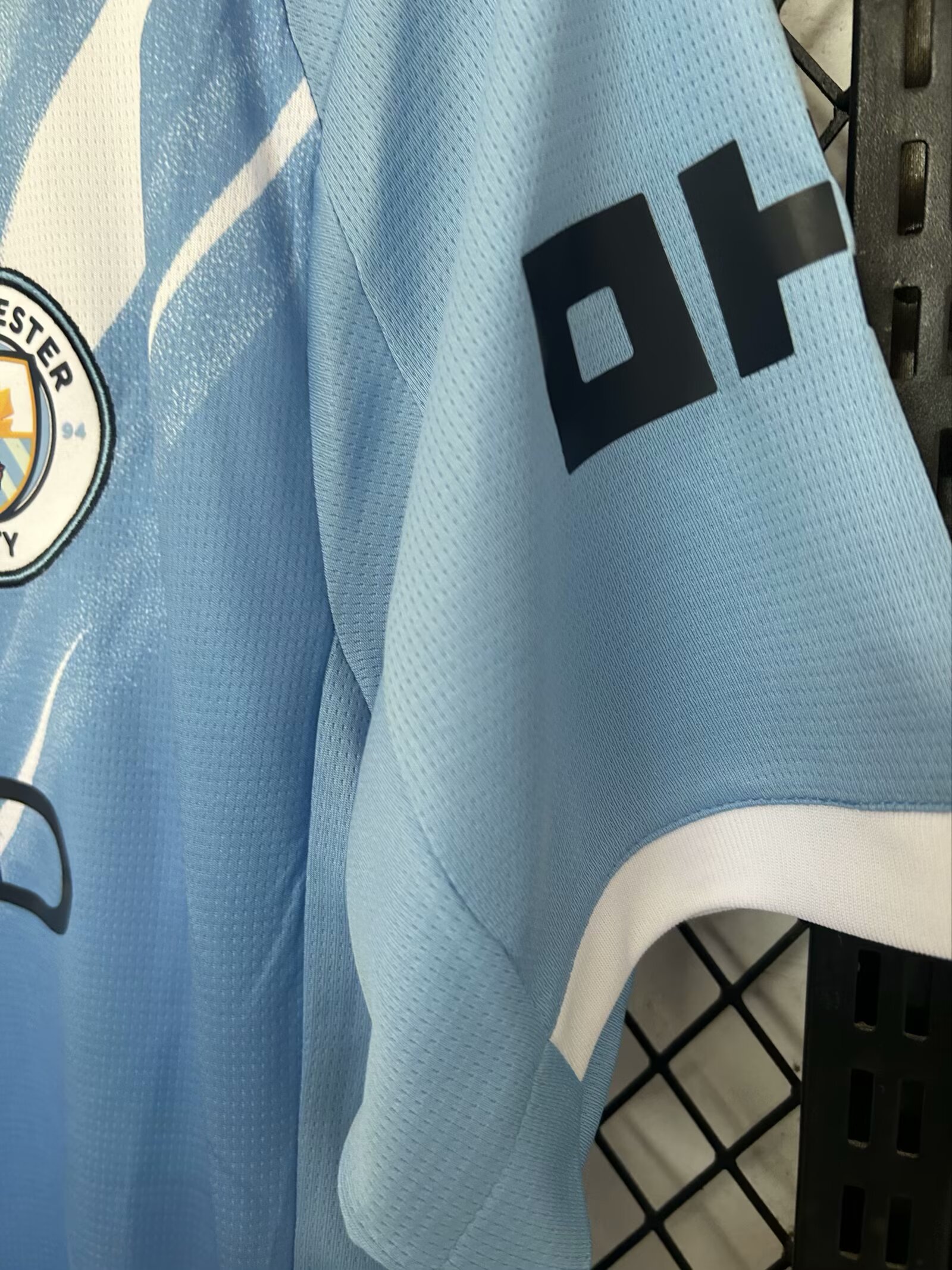 2025-26 Manchester City Home Jersey - Fans Edition