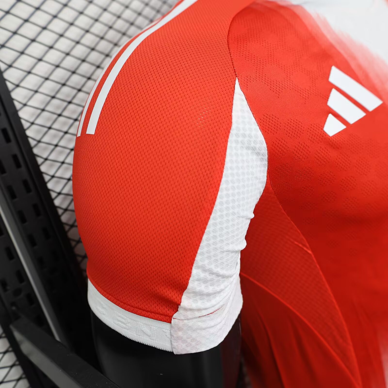 25-26 Bayern Munich Home Shirt - Player Edition